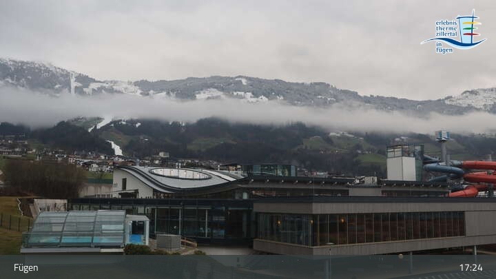 Archived image Webcam Erlebnistherme Zillertal Spa Fügen