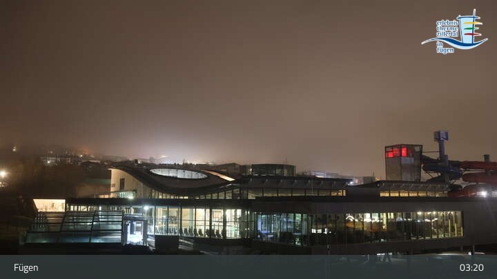 Archived image Webcam Erlebnistherme Zillertal Spa Fügen