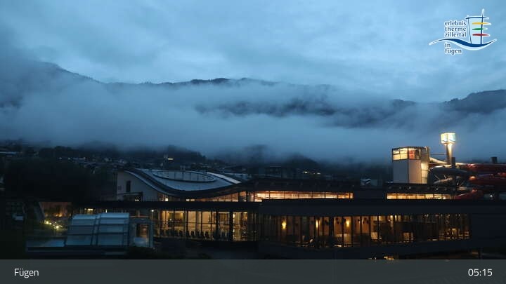 Archiv Foto Webcam Erlebnistherme Zillertal in Fügen