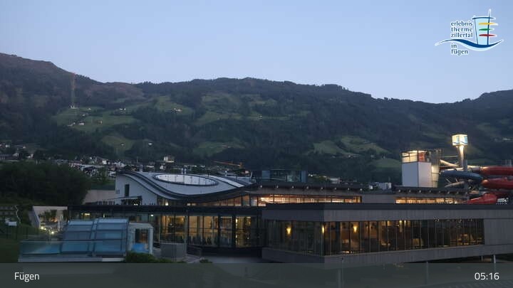 Archiv Foto Webcam Erlebnistherme Zillertal in Fügen