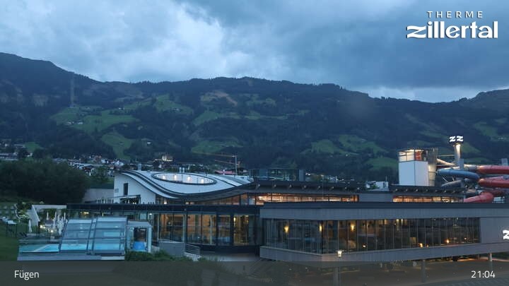 Archiv Foto Webcam Erlebnistherme Zillertal in Fügen