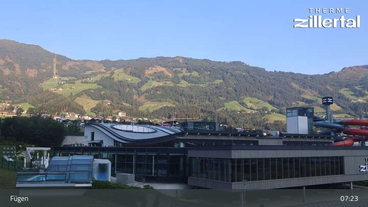 Archived image Webcam Erlebnistherme Zillertal Spa Fügen