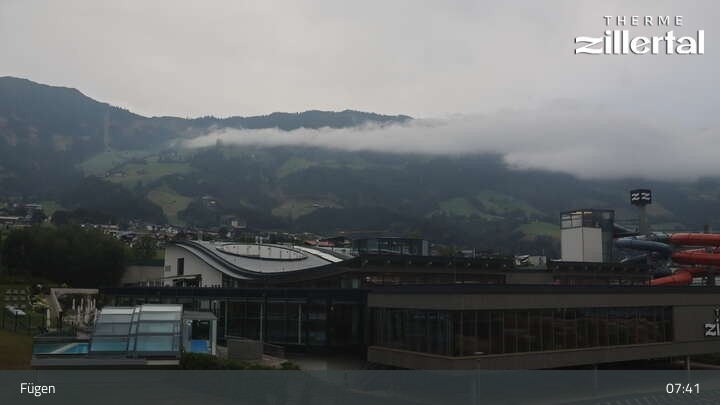 Archiv Foto Webcam Erlebnistherme Zillertal in Fügen