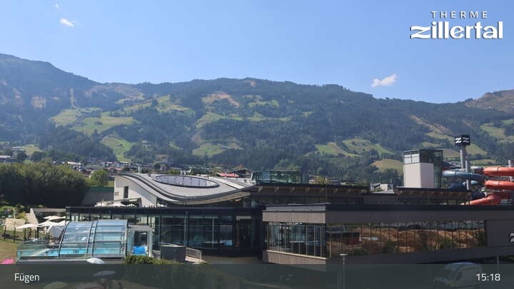 Archiv Foto Webcam Erlebnistherme Zillertal in Fügen
