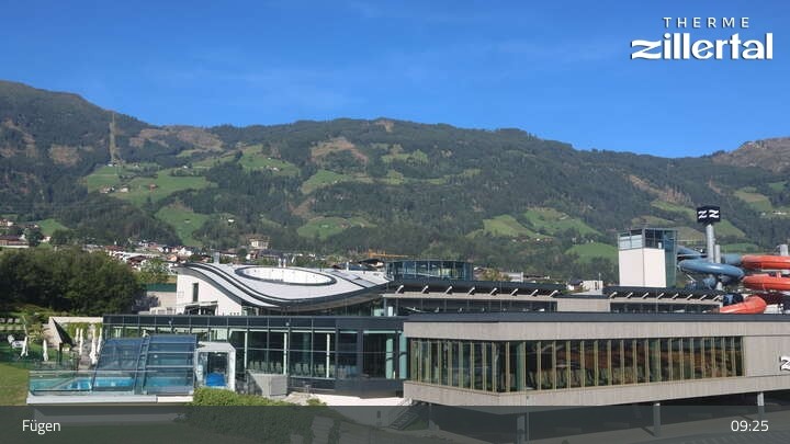 Archiv Foto Webcam Erlebnistherme Zillertal in Fügen