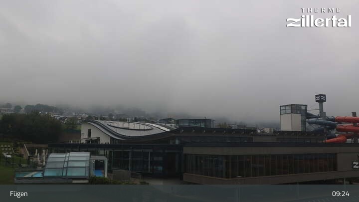 Archiv Foto Webcam Erlebnistherme Zillertal in Fügen
