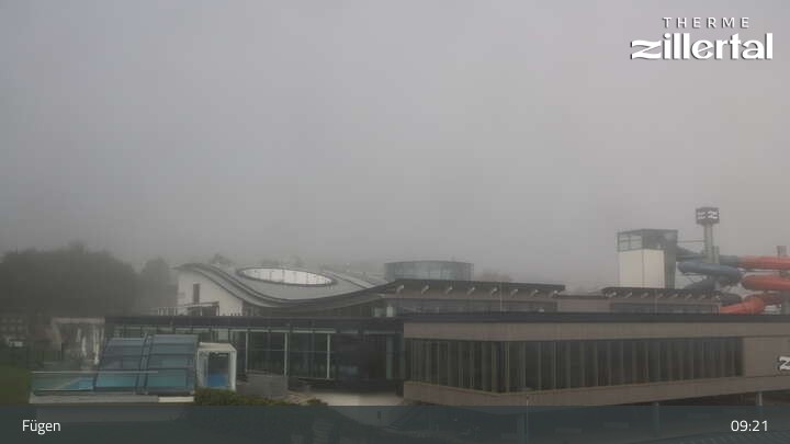 Archiv Foto Webcam Erlebnistherme Zillertal in Fügen