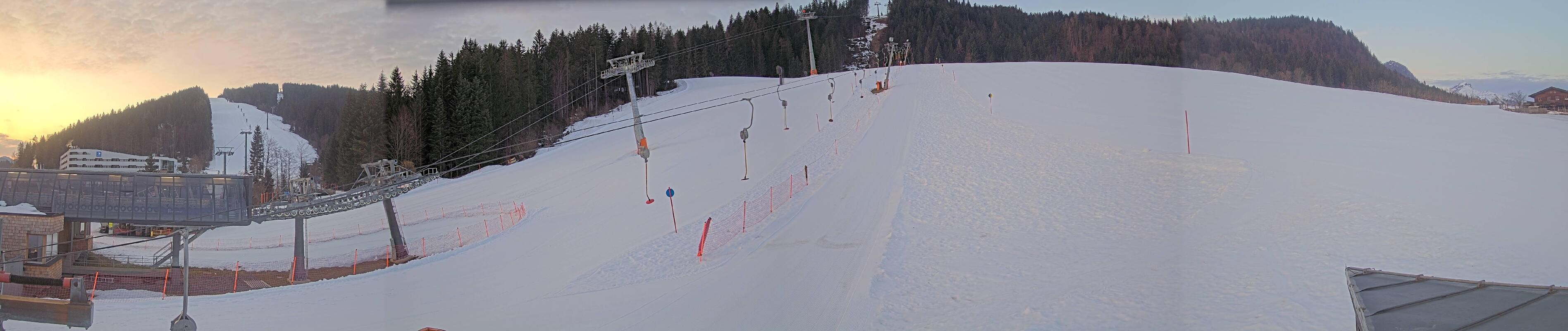 Archived image Webcam Base station of Fieberbrunn