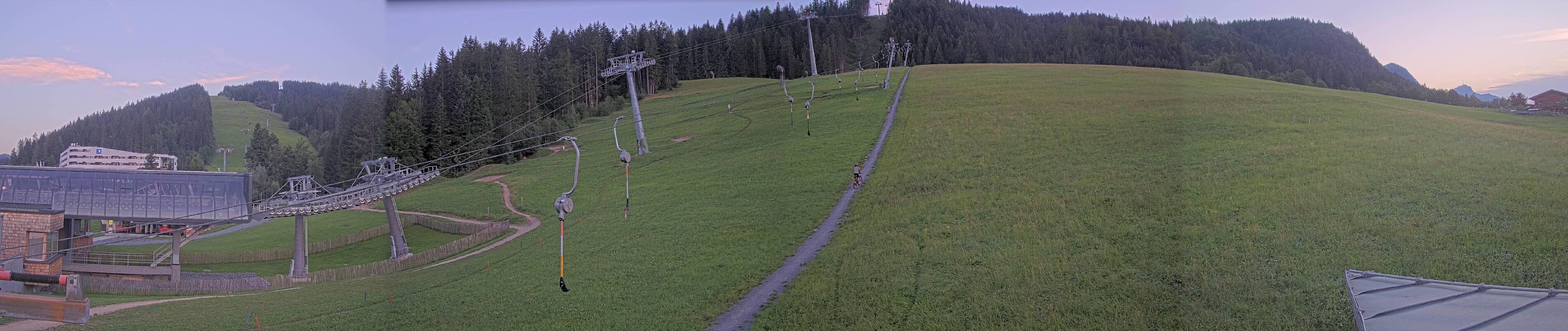 Archived image Webcam Base station of Fieberbrunn