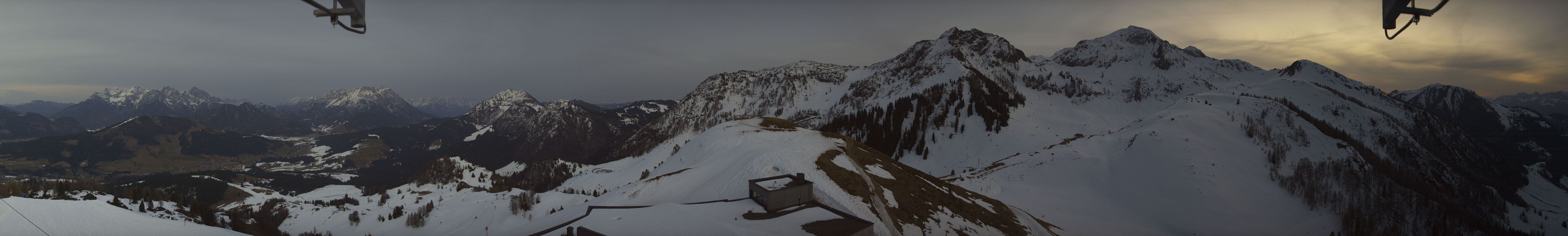 Archiv Foto Webcam Panorama vom Lärchfilzkogel 1645m