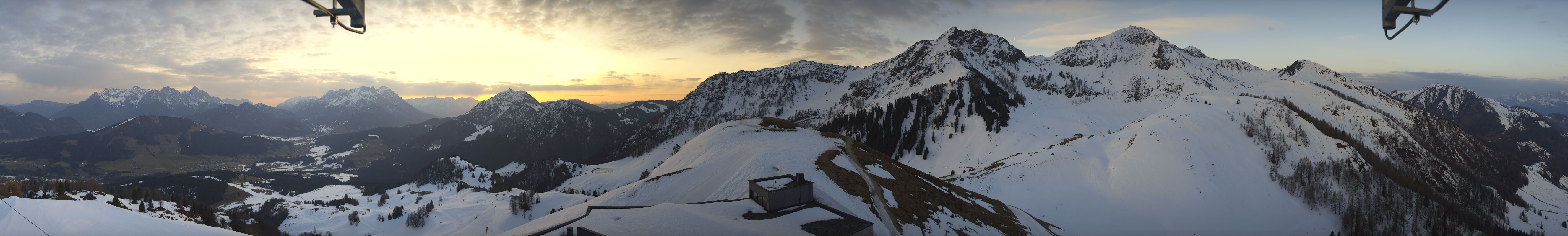 Archiv Foto Webcam Panorama vom Lärchfilzkogel 1645m