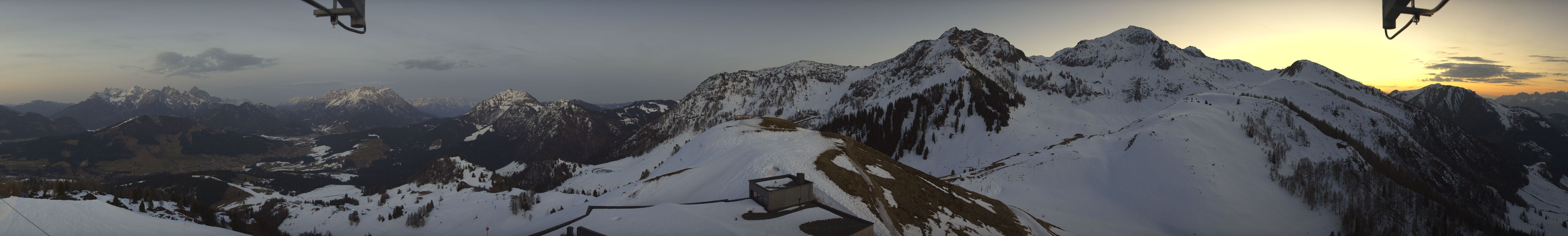 Archiv Foto Webcam Panorama vom Lärchfilzkogel 1645m