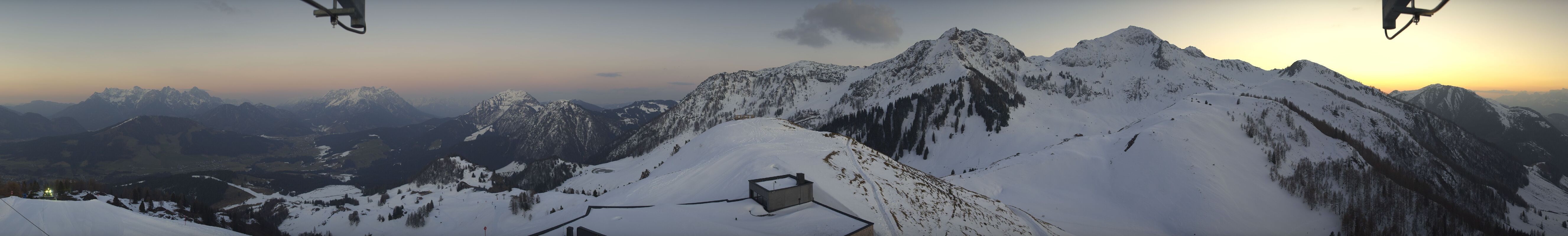 Archiv Foto Webcam Panorama vom Lärchfilzkogel 1645m