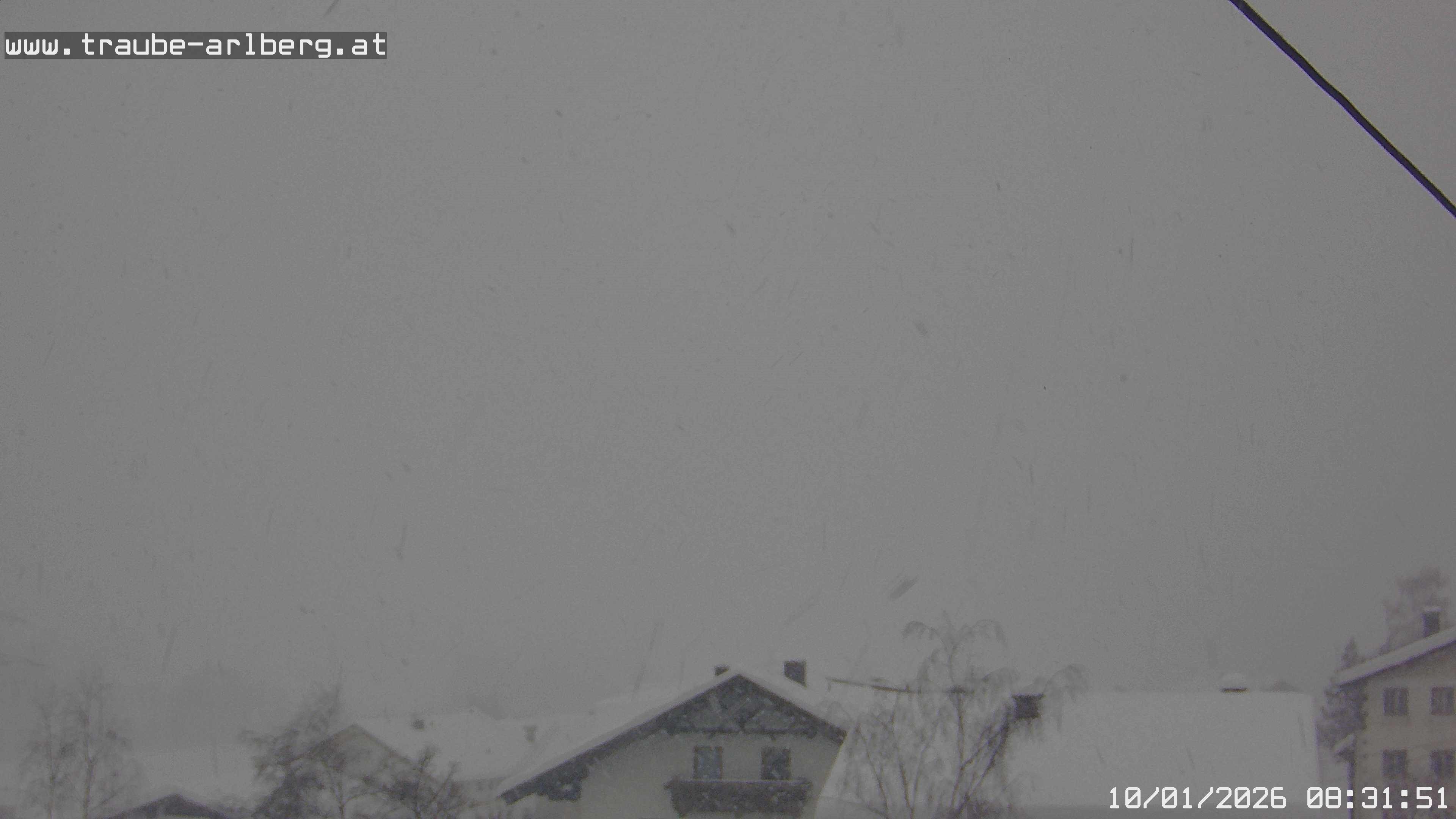 Archived image Webcam guesthouse "Traube", Pettneu