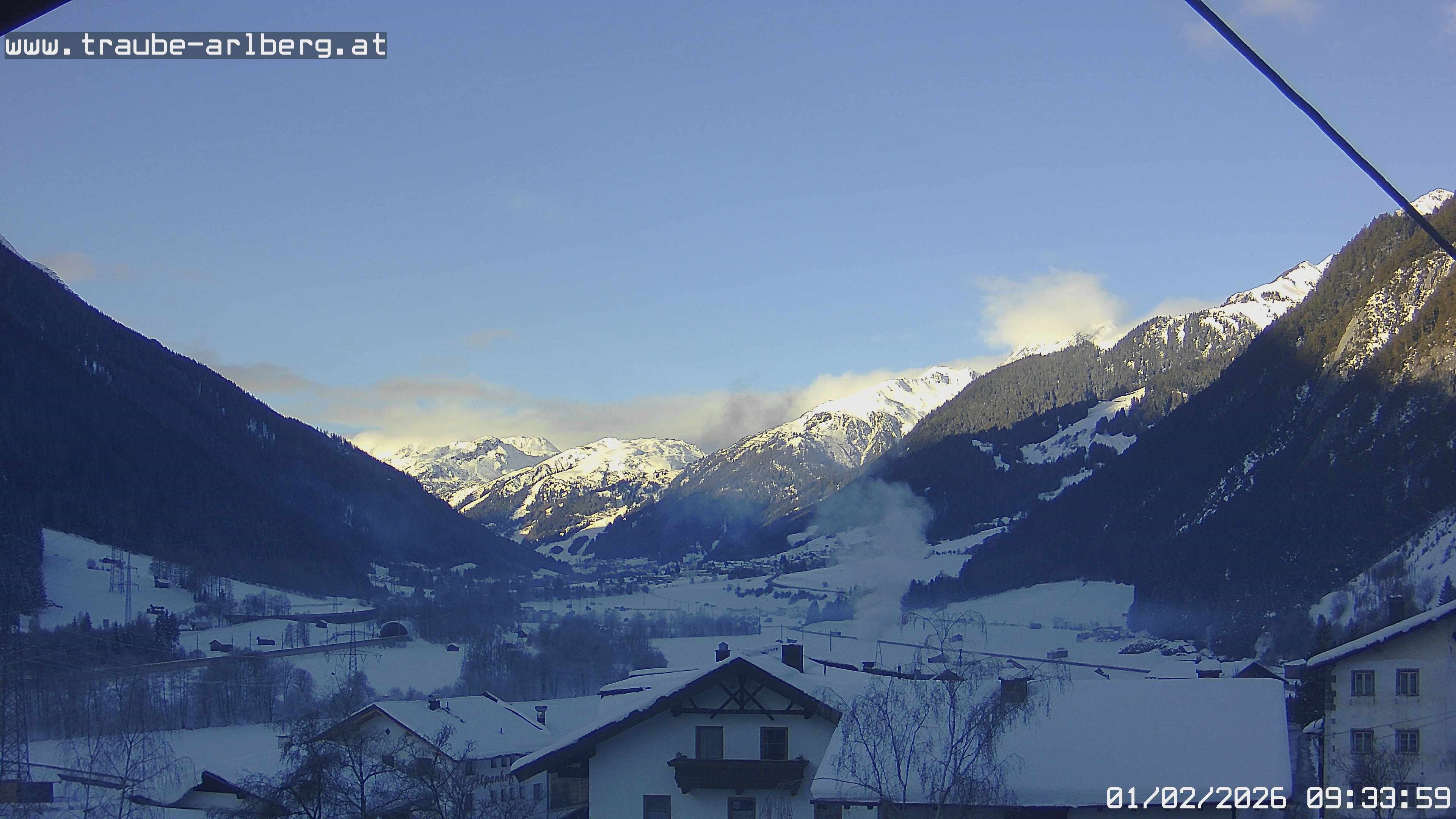 Archiv Foto Webcam Pettneu, Gasthof Traube