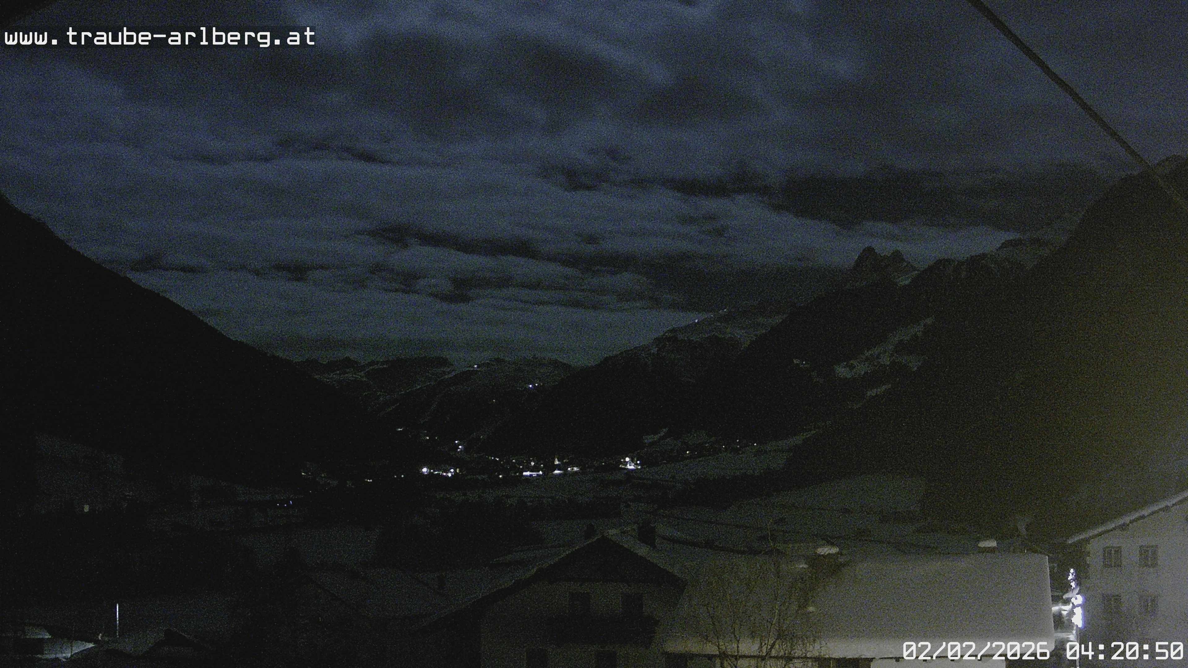 Archiv Foto Webcam Pettneu, Gasthof Traube