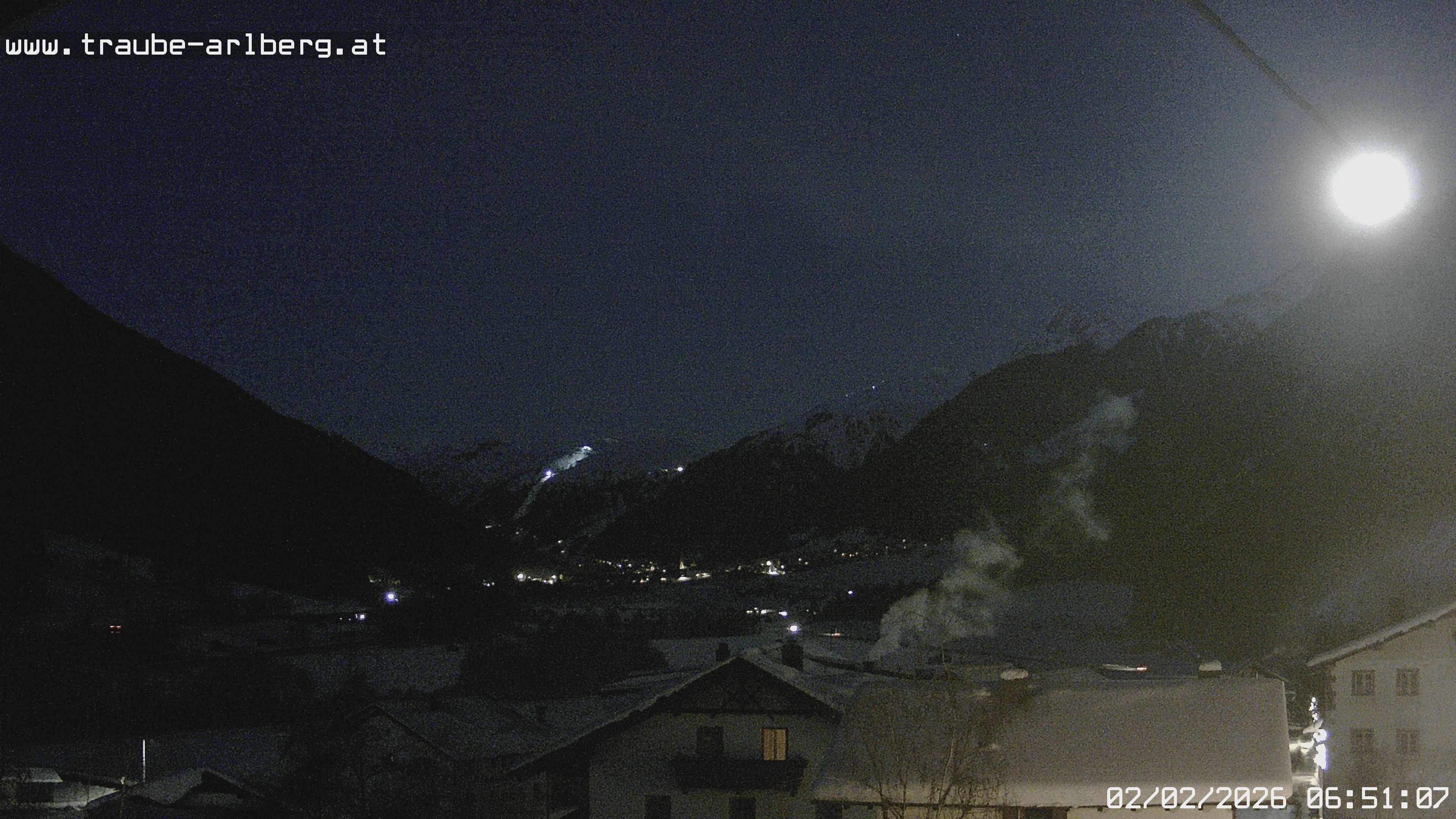 Archiv Foto Webcam Pettneu, Gasthof Traube