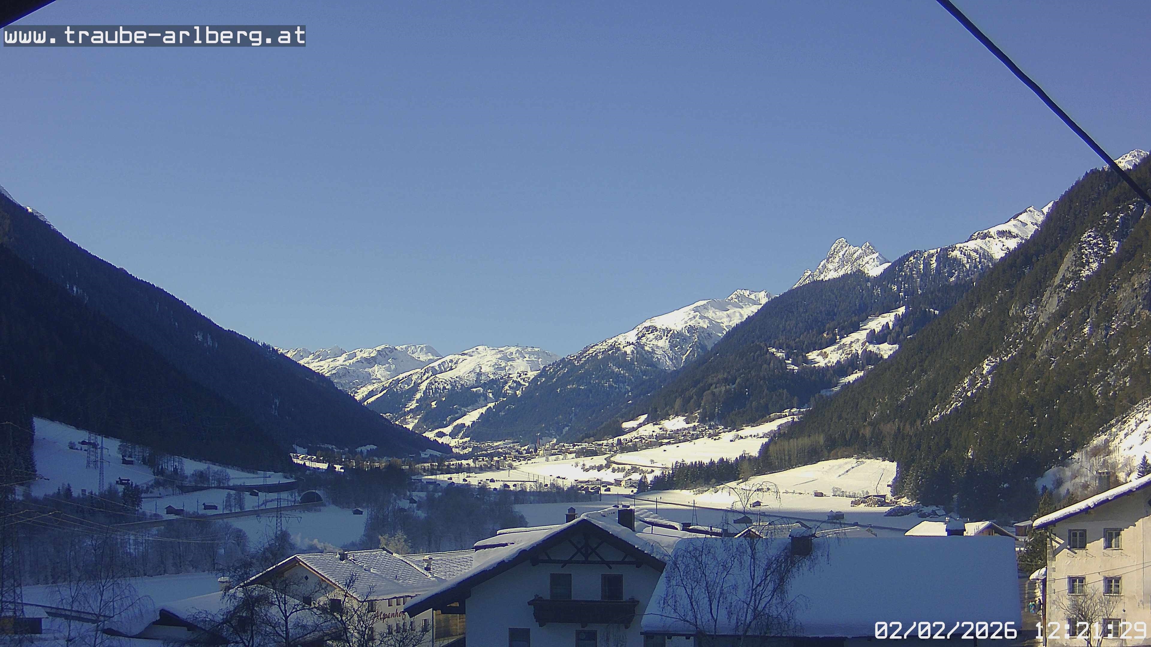Archiv Foto Webcam Pettneu, Gasthof Traube