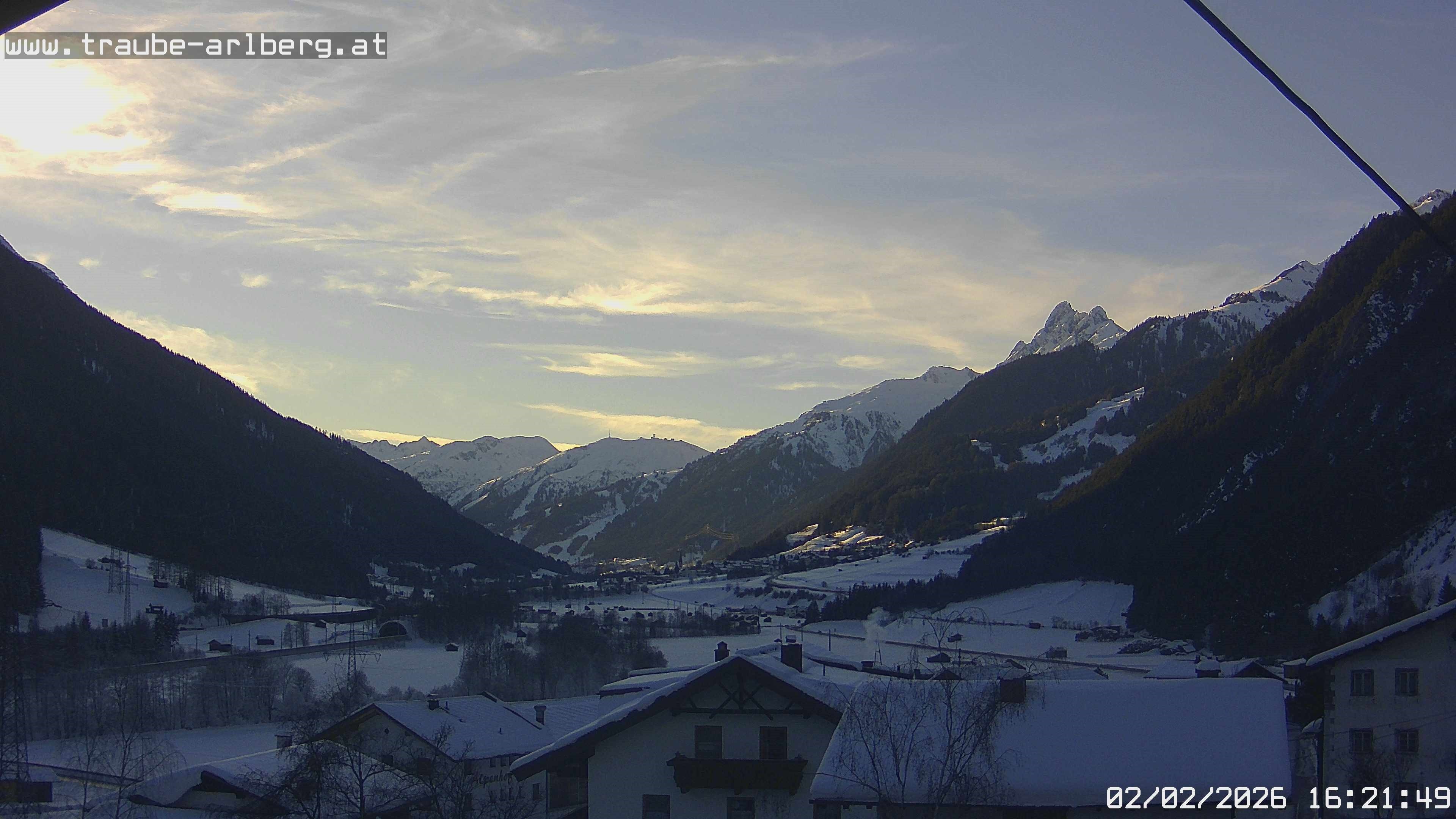 Archiv Foto Webcam Pettneu, Gasthof Traube