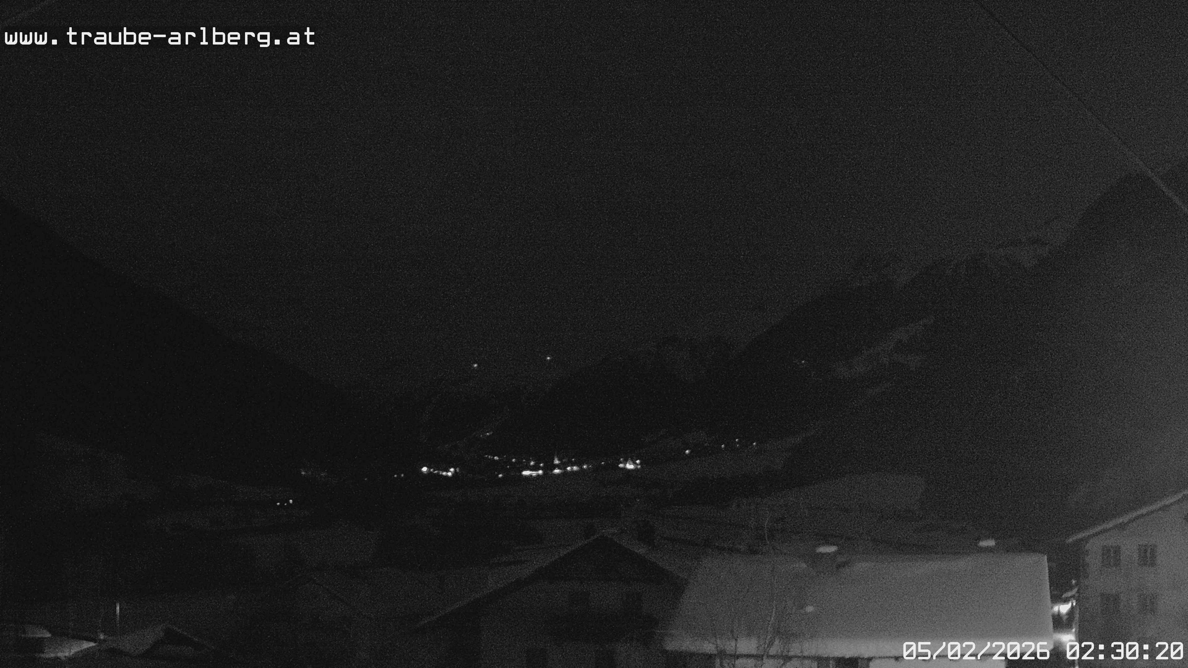 Archiv Foto Webcam Pettneu, Gasthof Traube