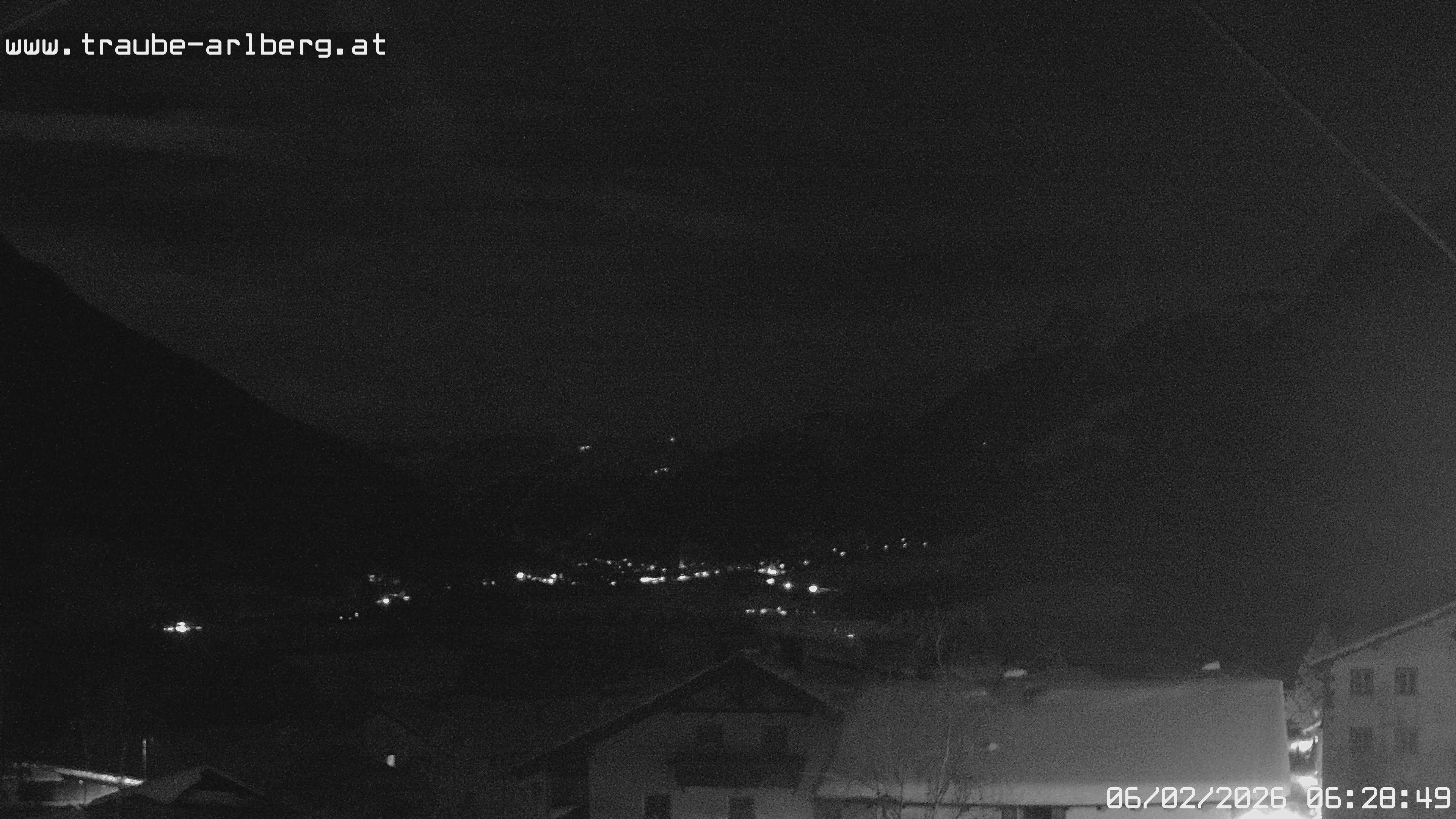 Archiv Foto Webcam Pettneu, Gasthof Traube