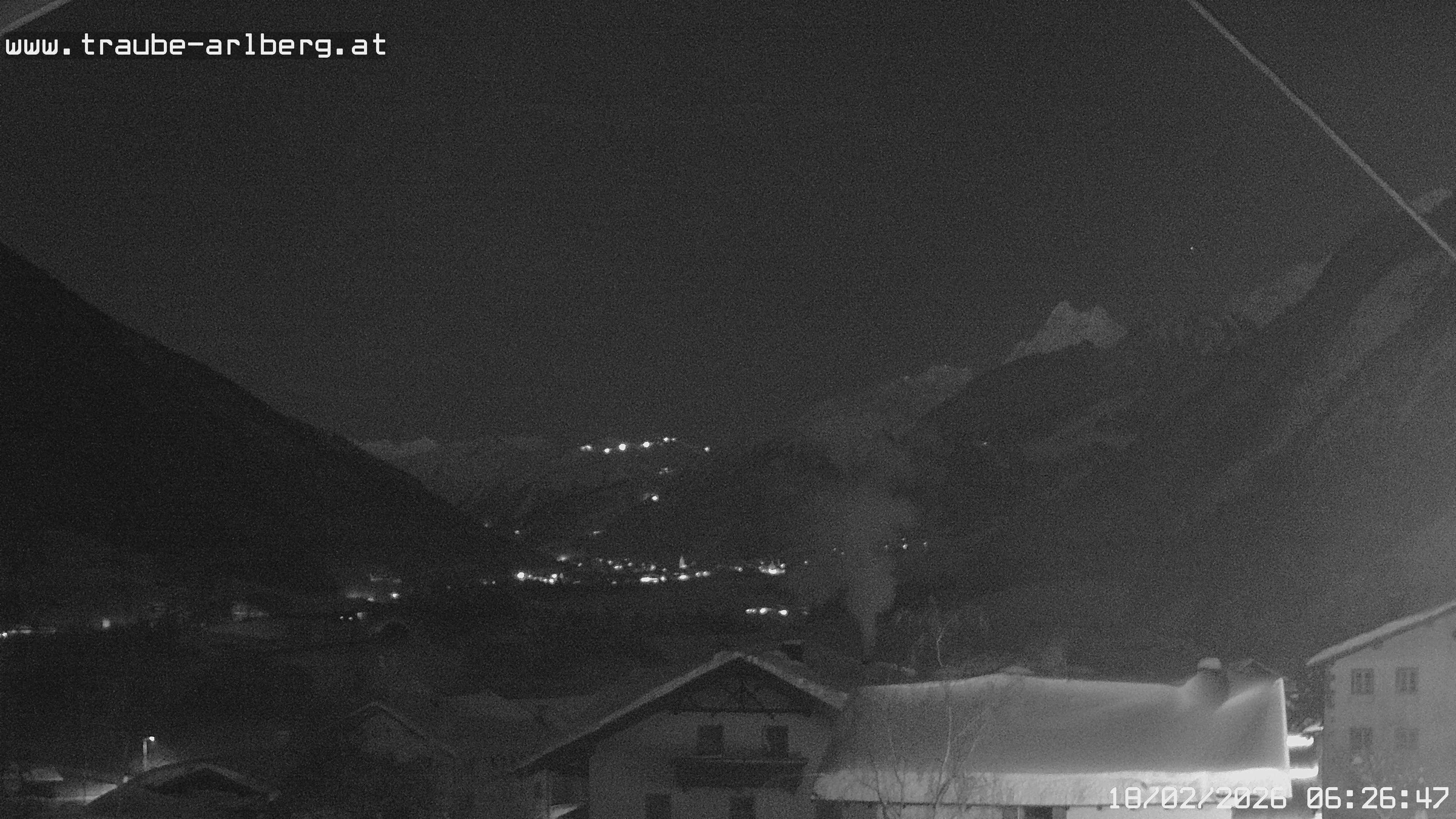 Archiv Foto Webcam Pettneu, Gasthof Traube