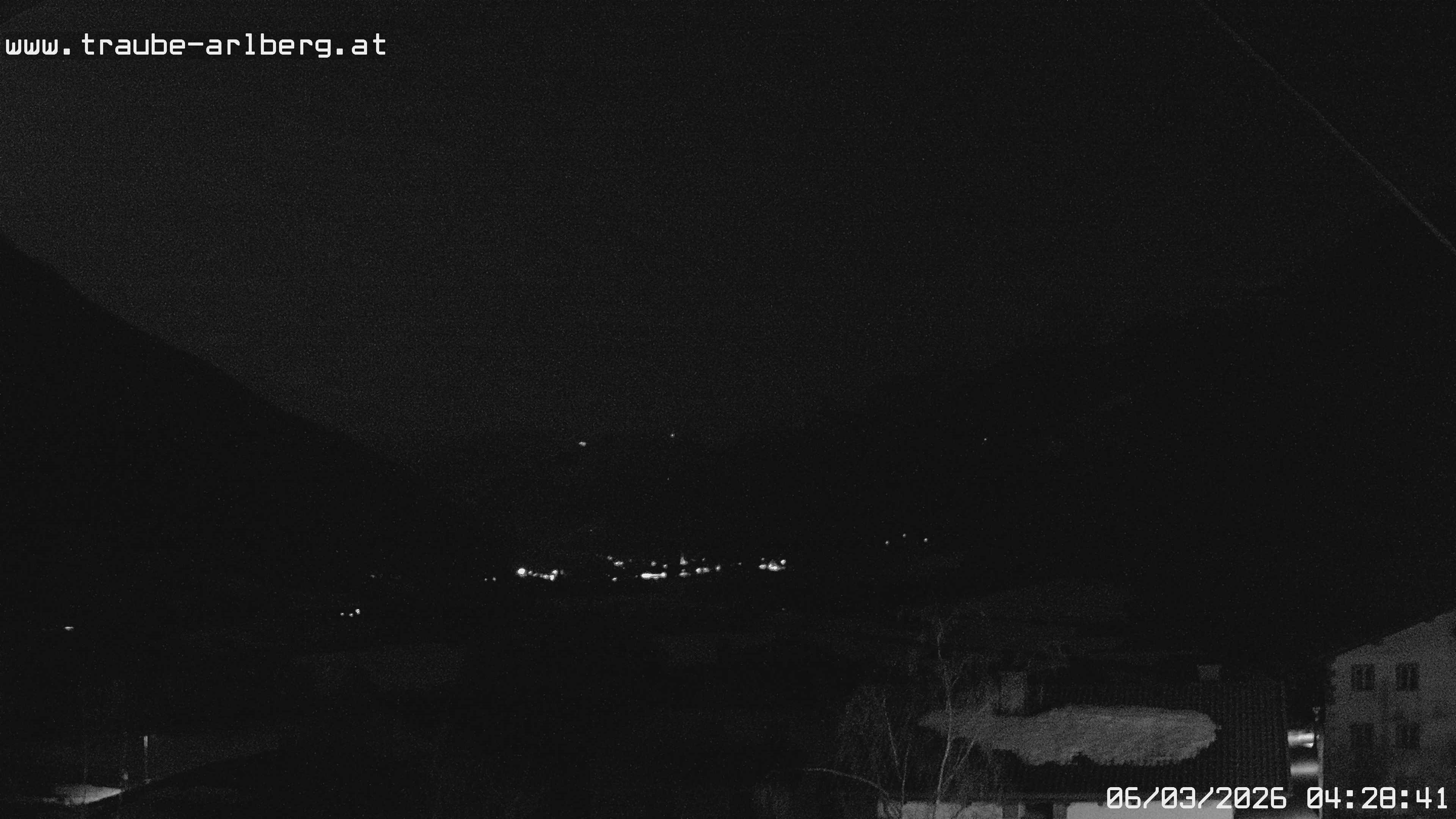 Archiv Foto Webcam Pettneu, Gasthof Traube