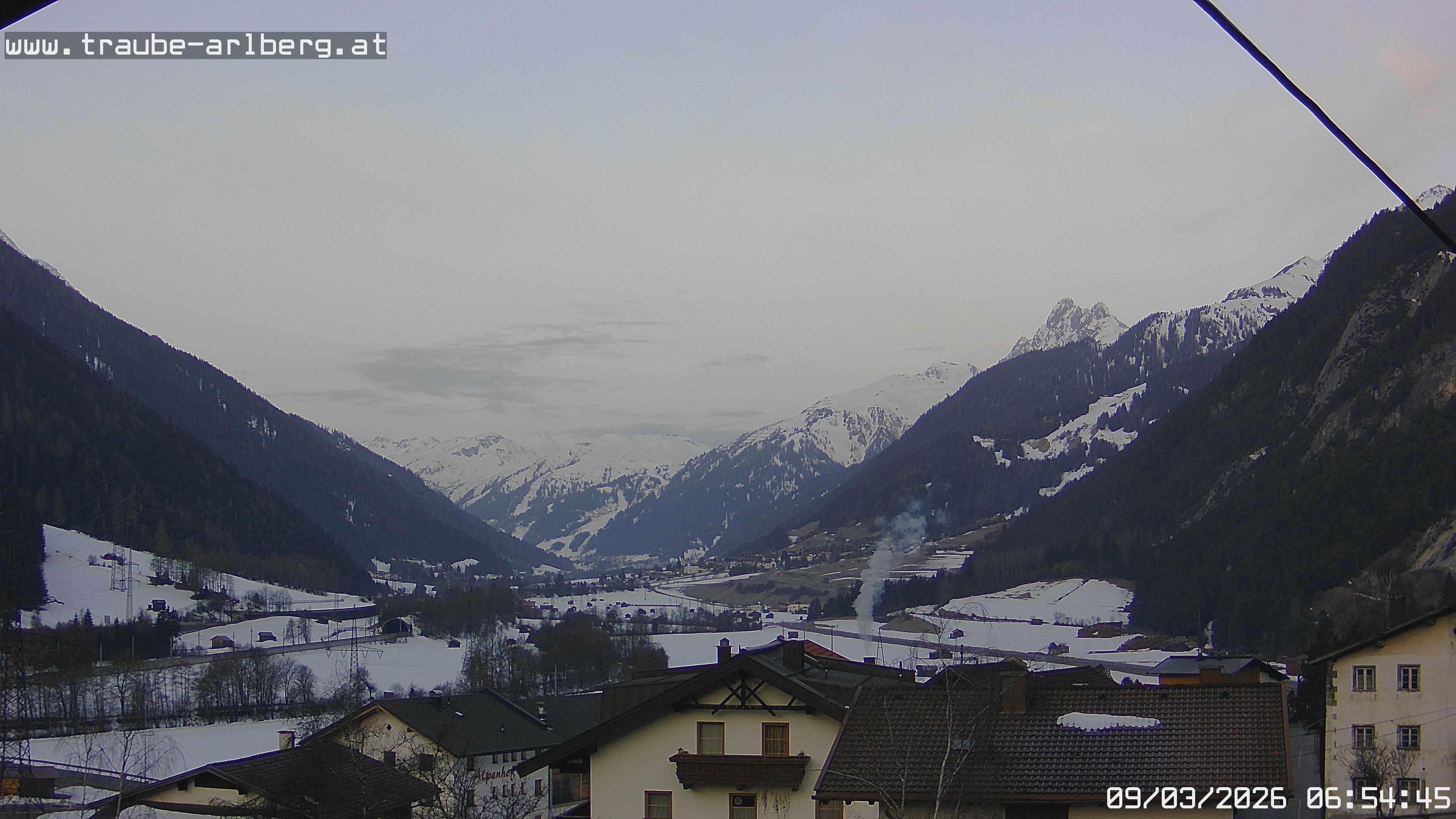 Archiv Foto Webcam Pettneu, Gasthof Traube