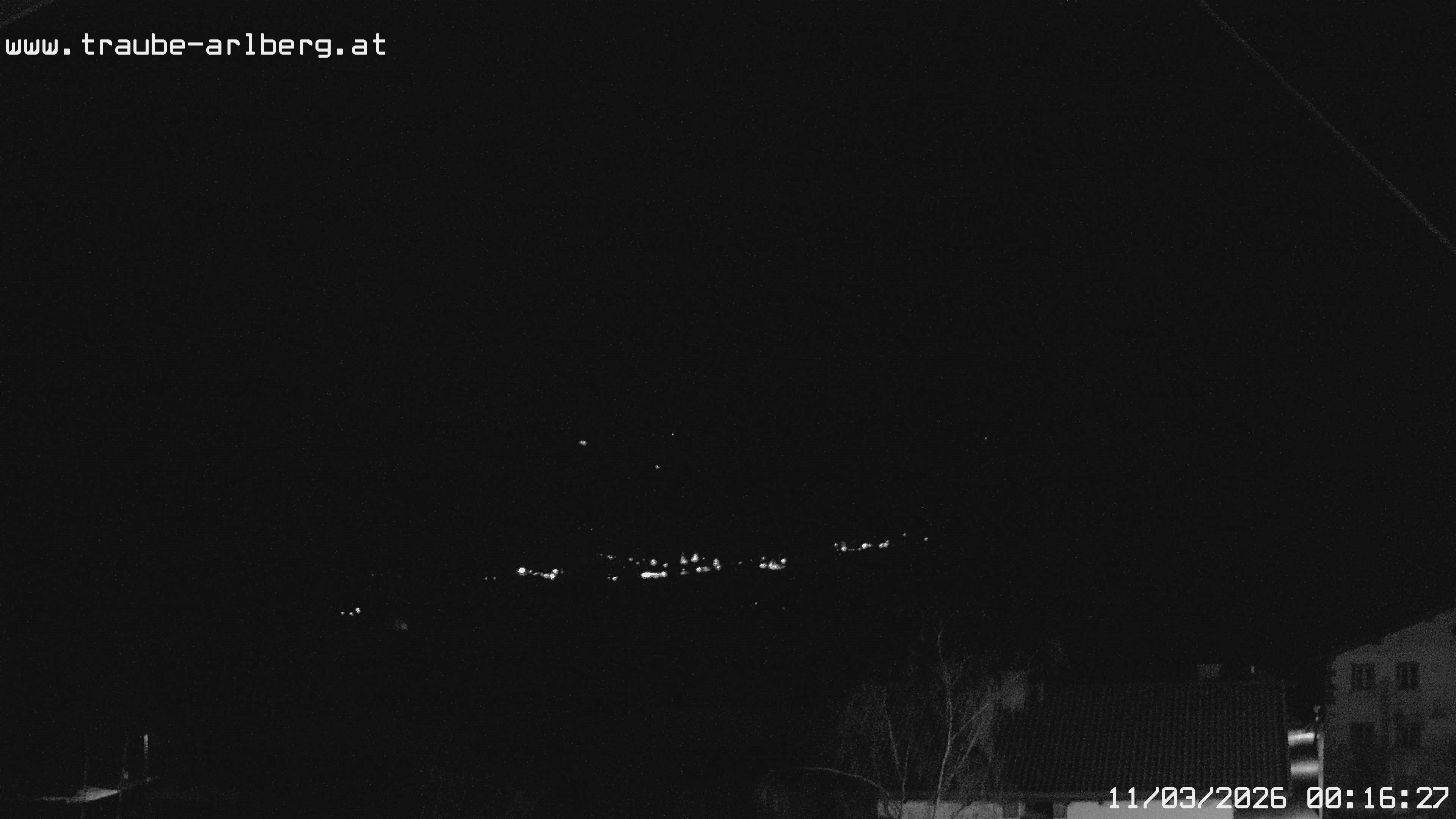 Archived image Webcam guesthouse "Traube", Pettneu