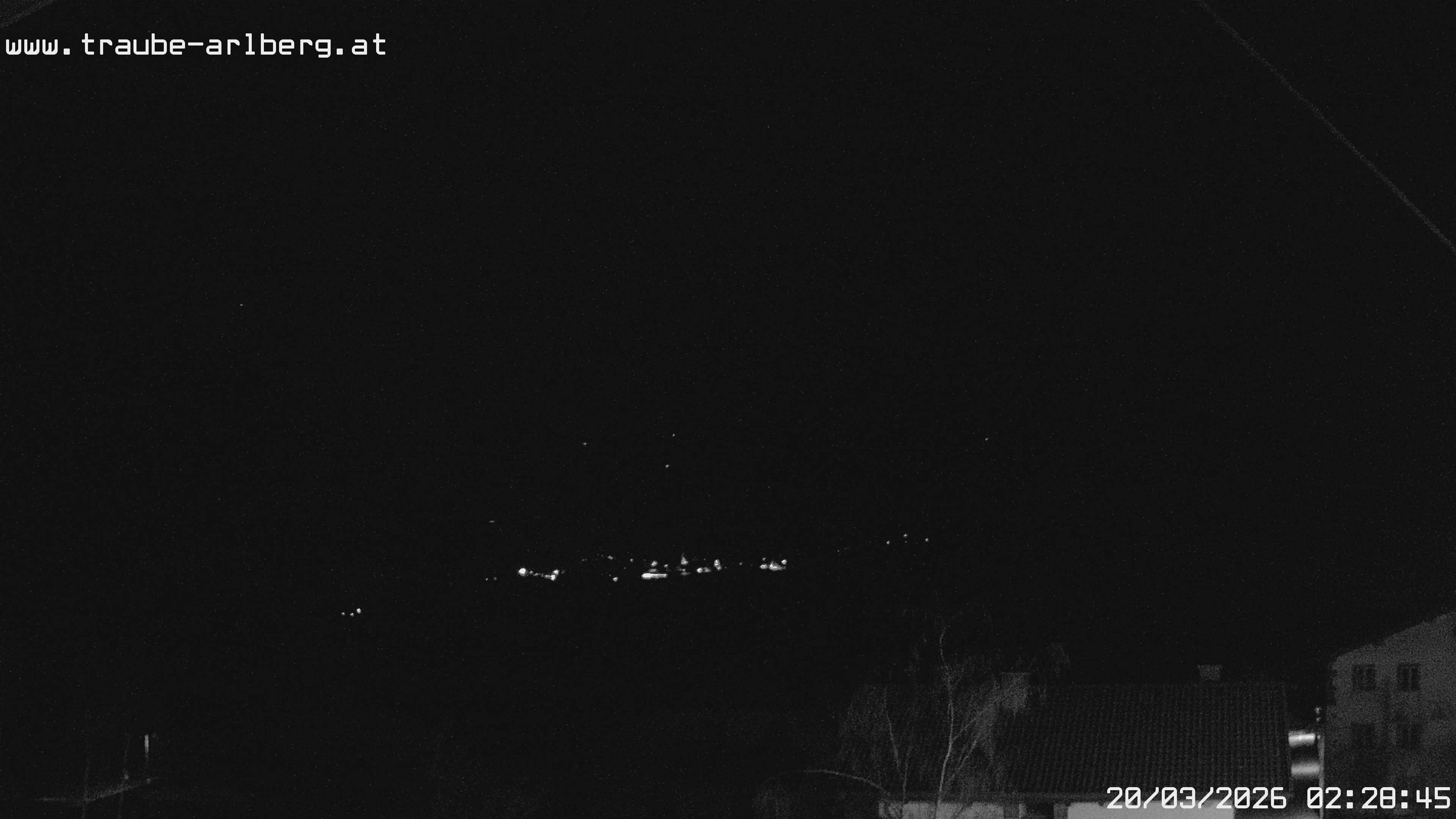 Archived image Webcam guesthouse "Traube", Pettneu