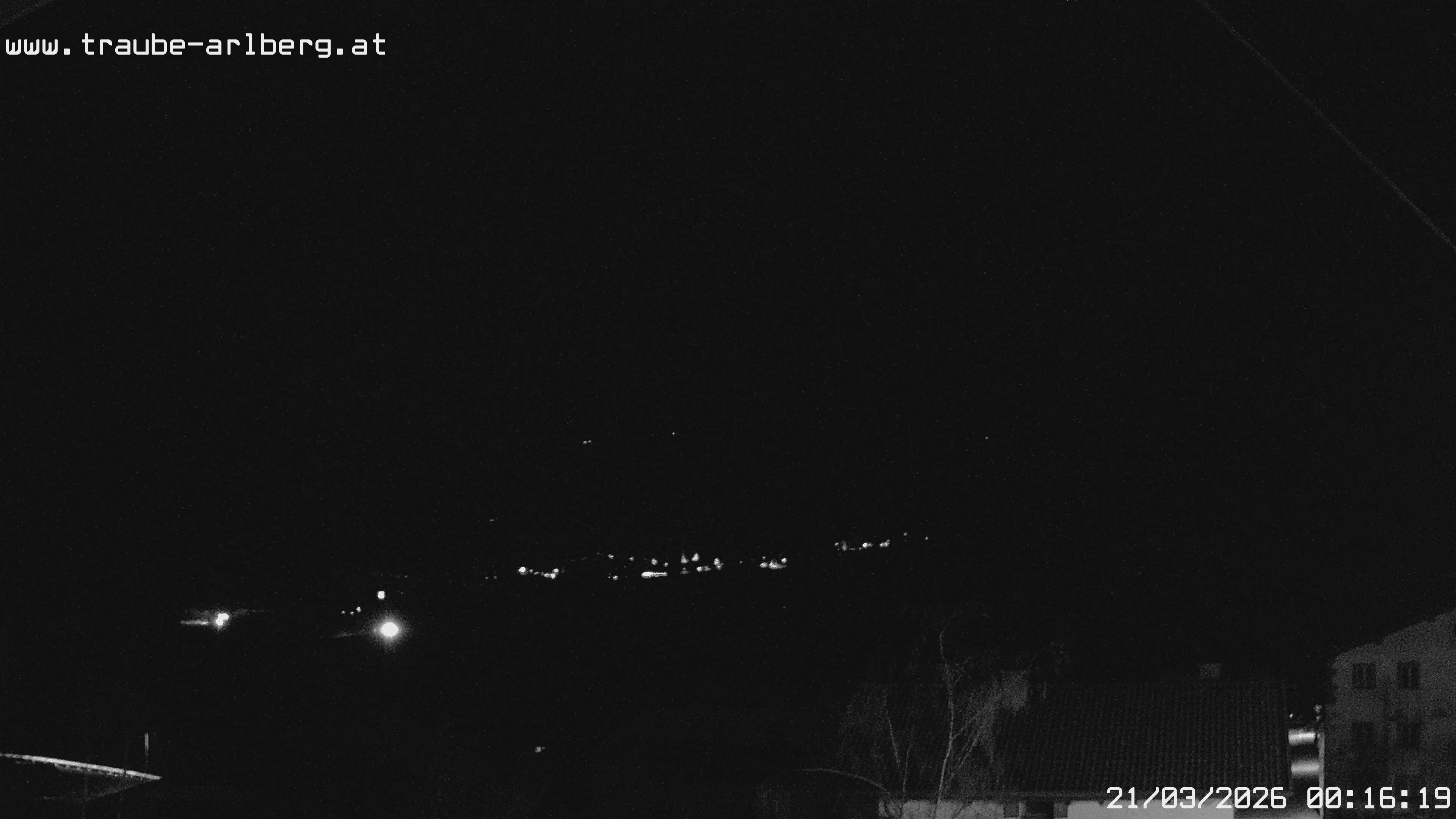 Archived image Webcam guesthouse "Traube", Pettneu