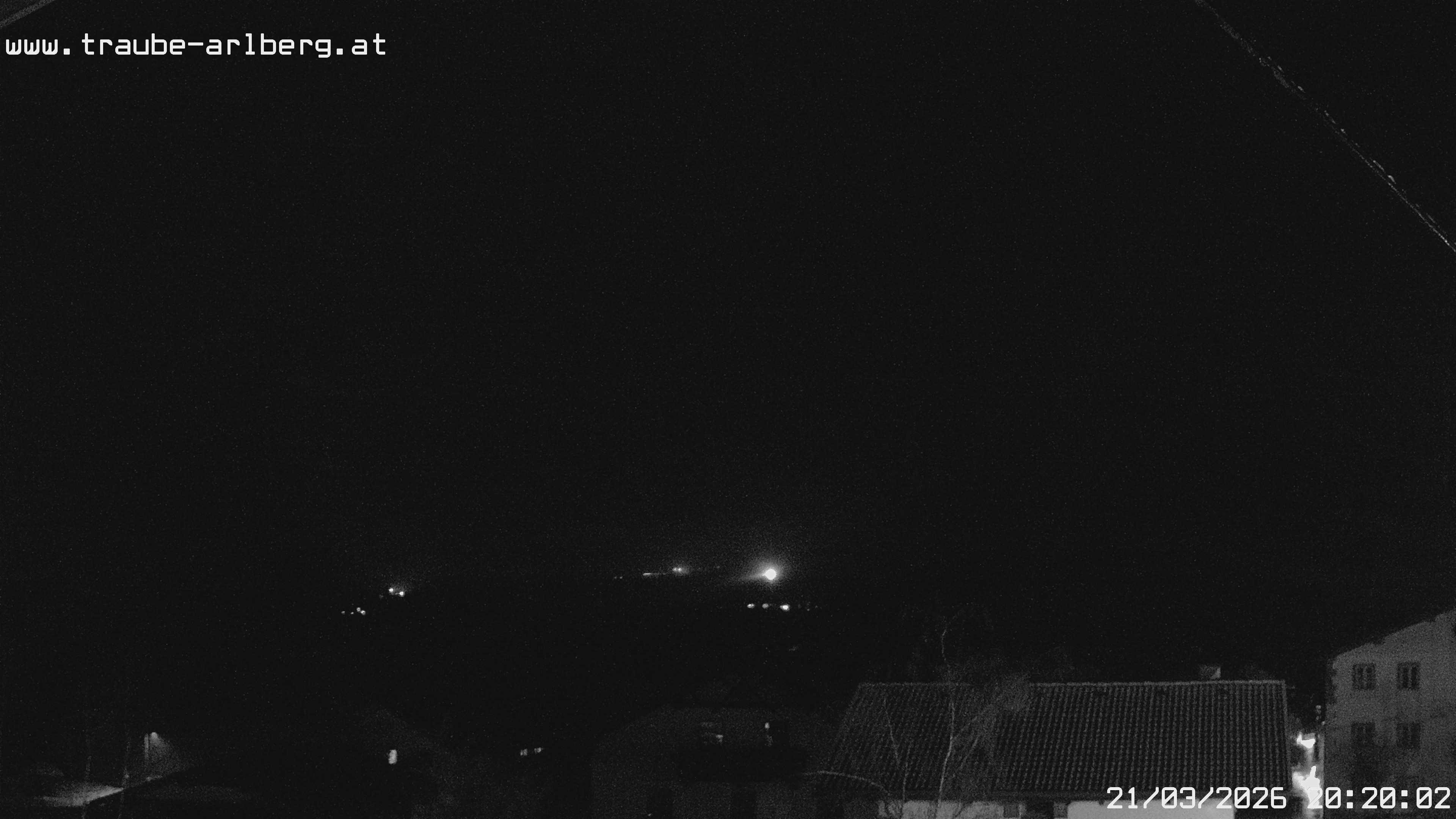 Archived image Webcam guesthouse "Traube", Pettneu