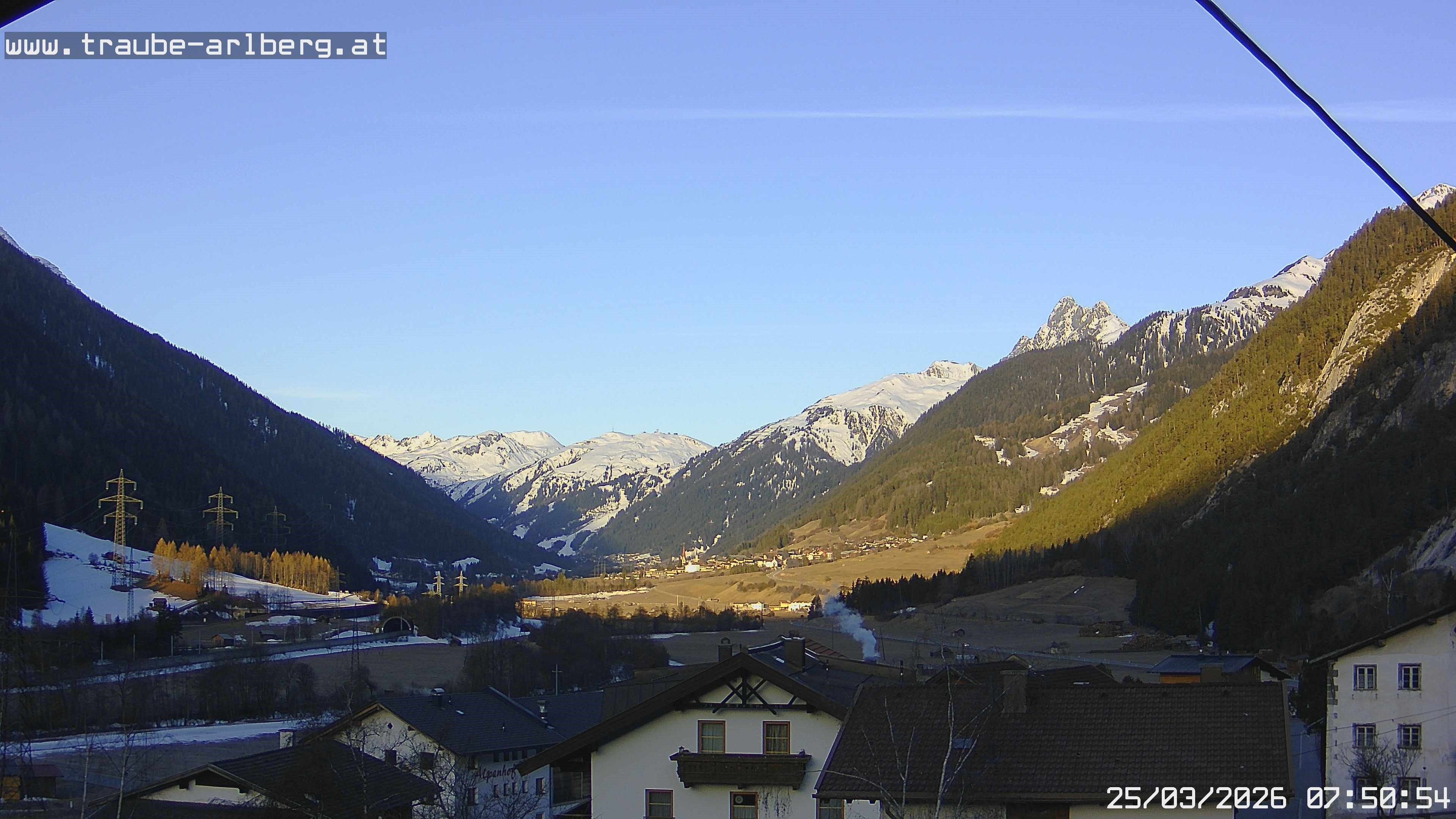 Archiv Foto Webcam Pettneu, Gasthof Traube