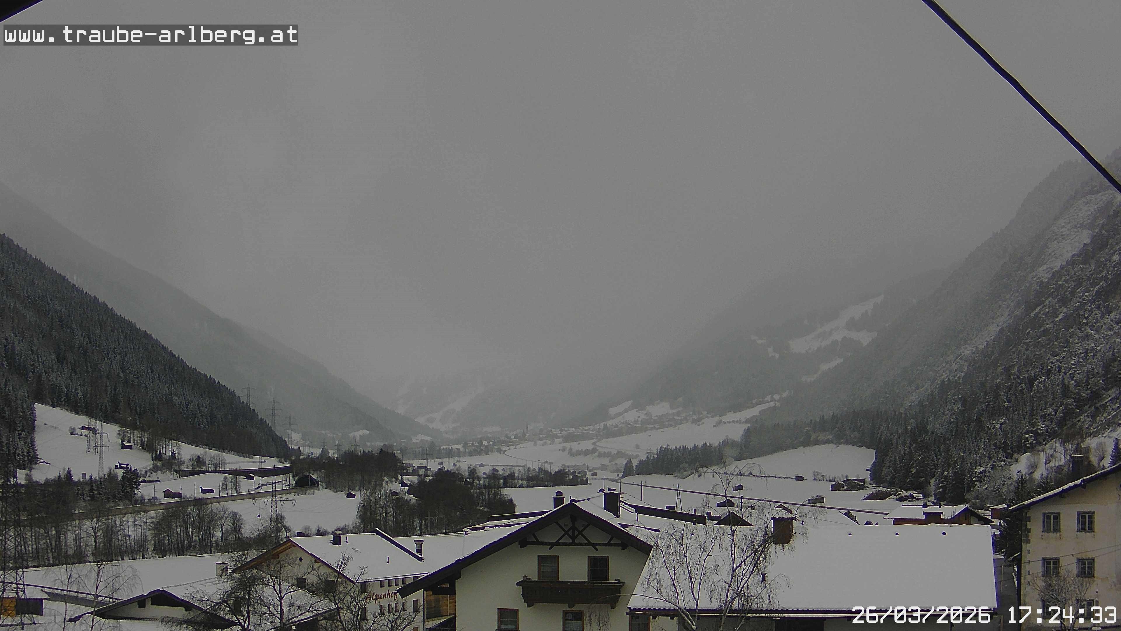 Archiv Foto Webcam Pettneu, Gasthof Traube