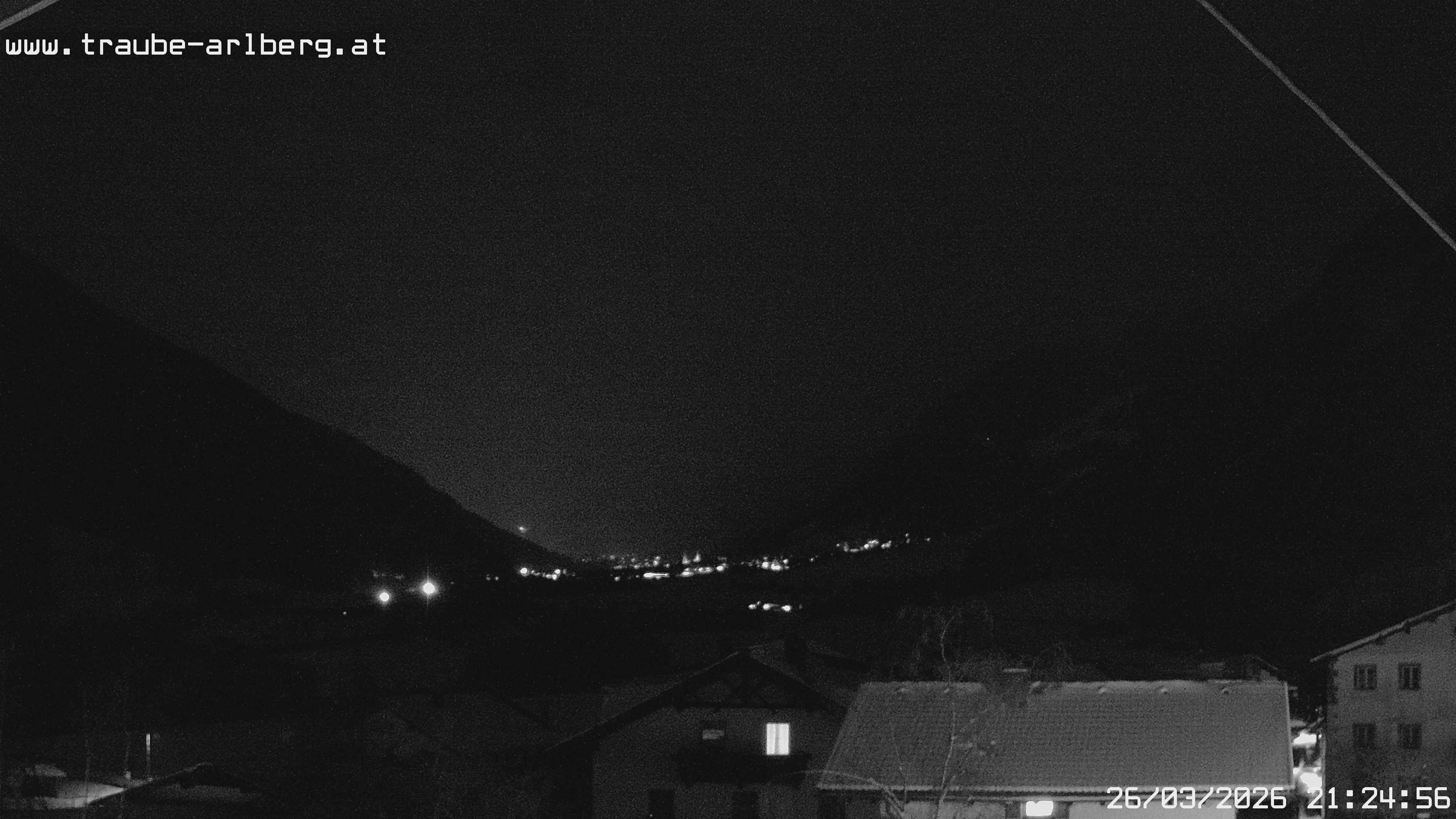 Archiv Foto Webcam Pettneu, Gasthof Traube