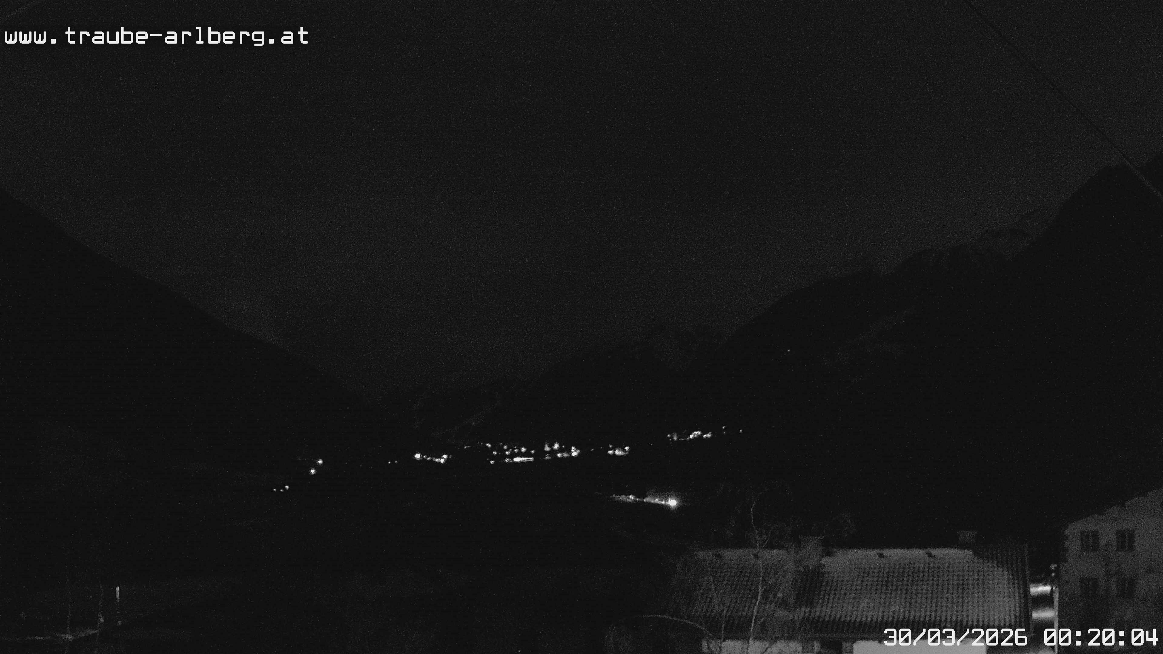 Archiv Foto Webcam Pettneu, Gasthof Traube