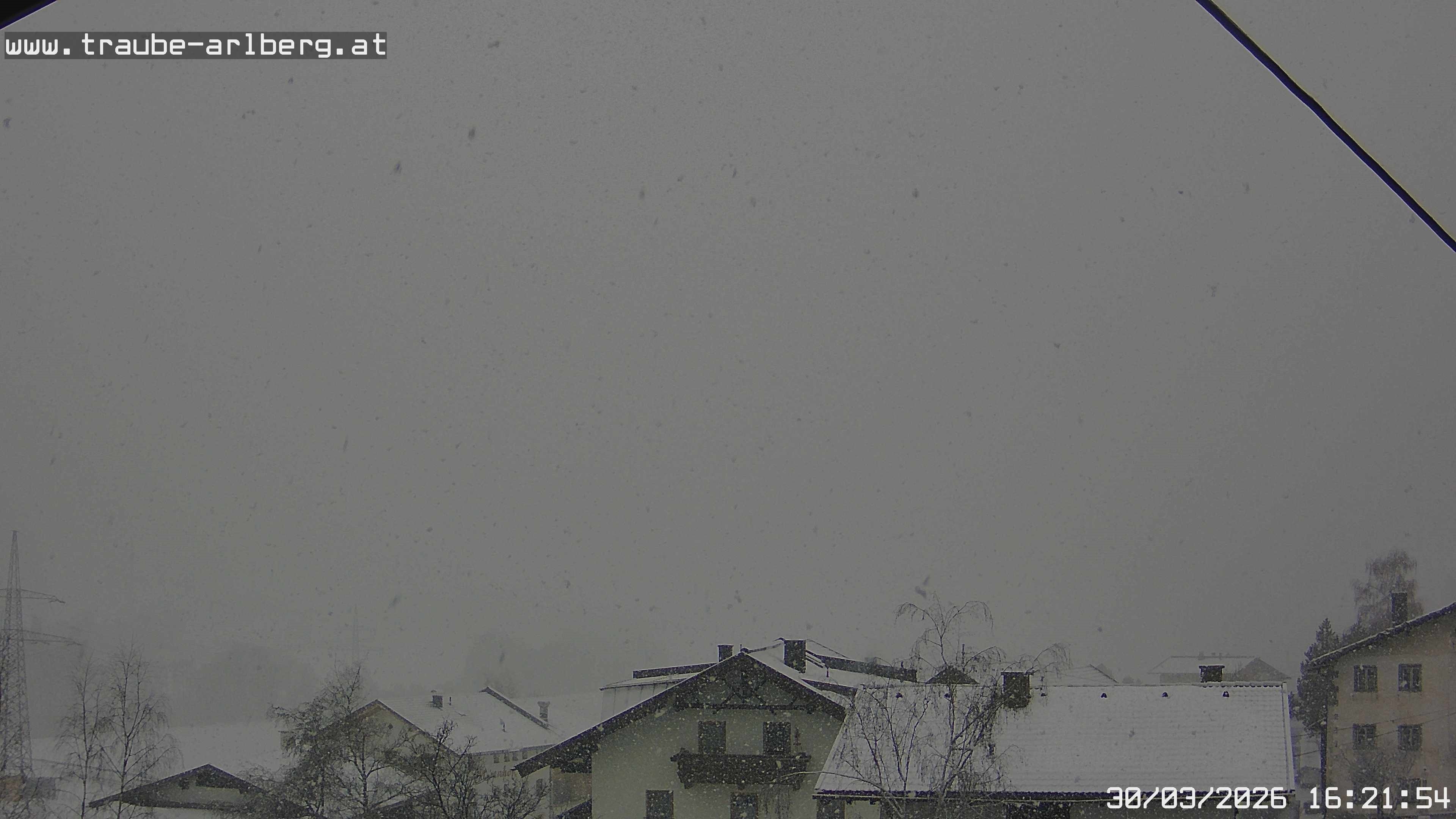 Archived image Webcam guesthouse "Traube", Pettneu