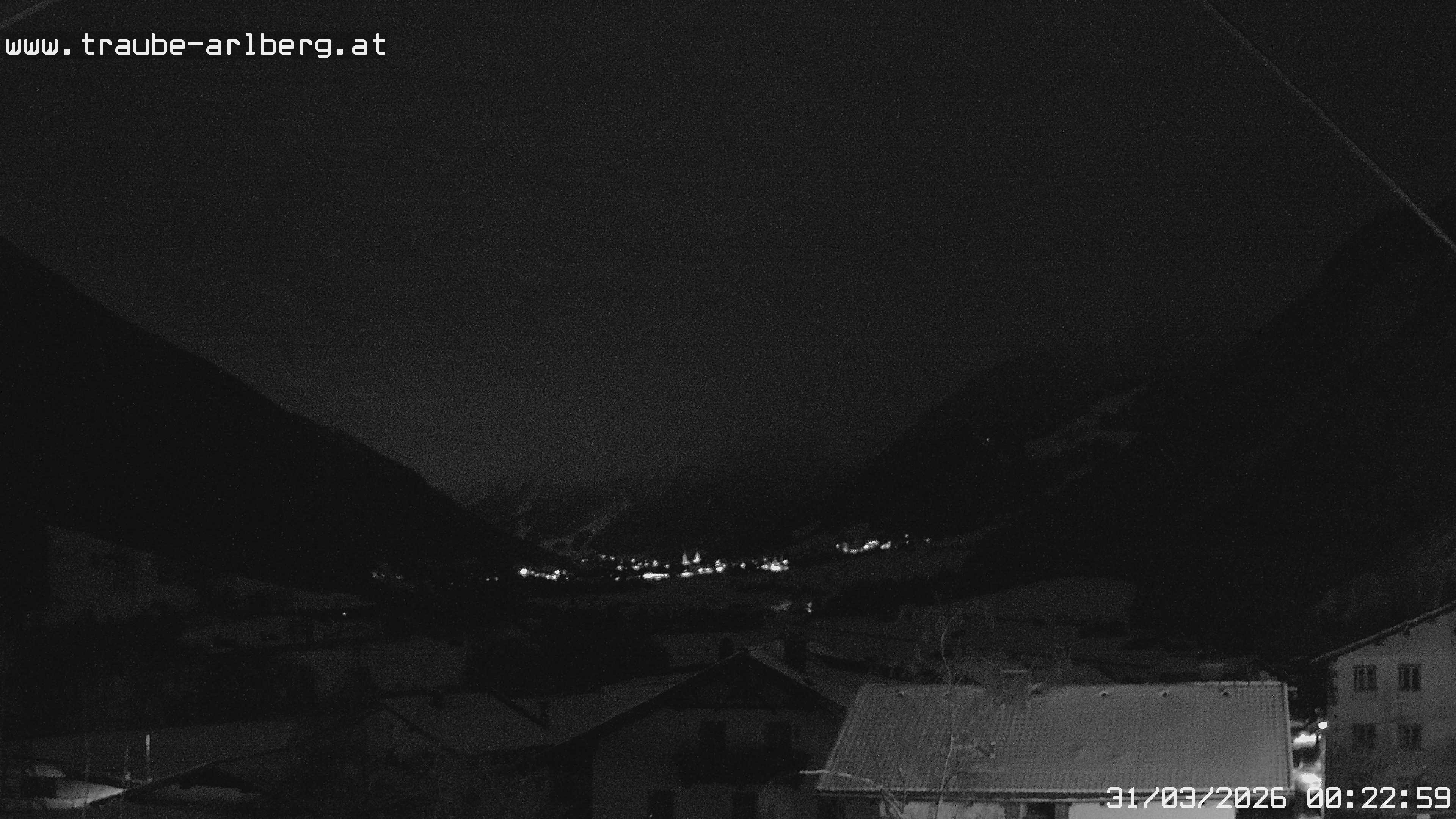 Archiv Foto Webcam Pettneu, Gasthof Traube