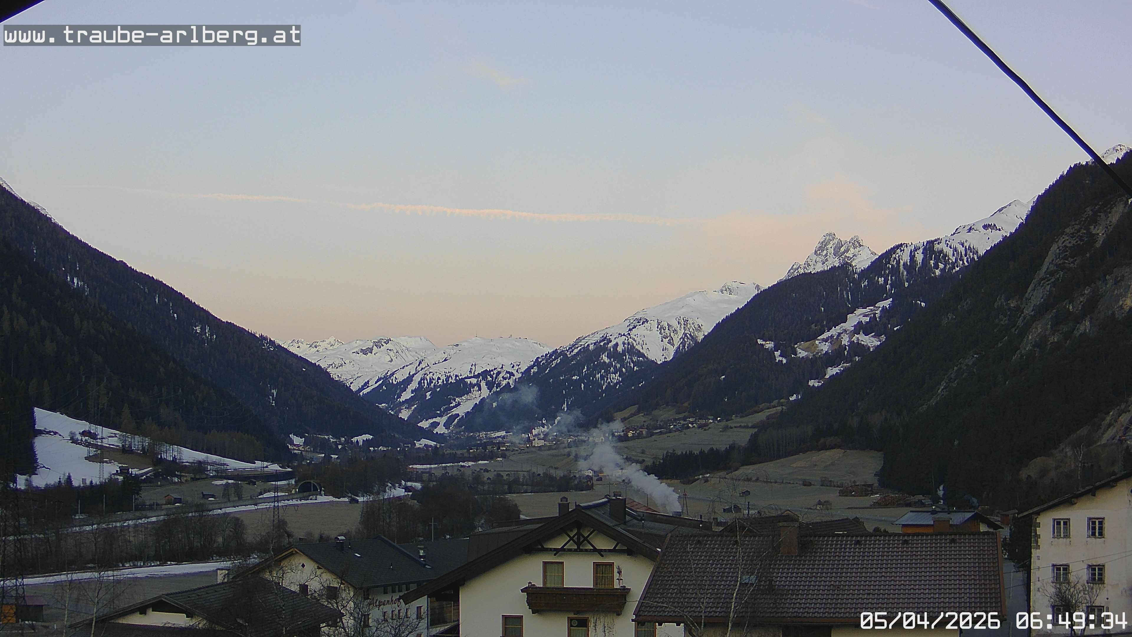 Archiv Foto Webcam Pettneu, Gasthof Traube