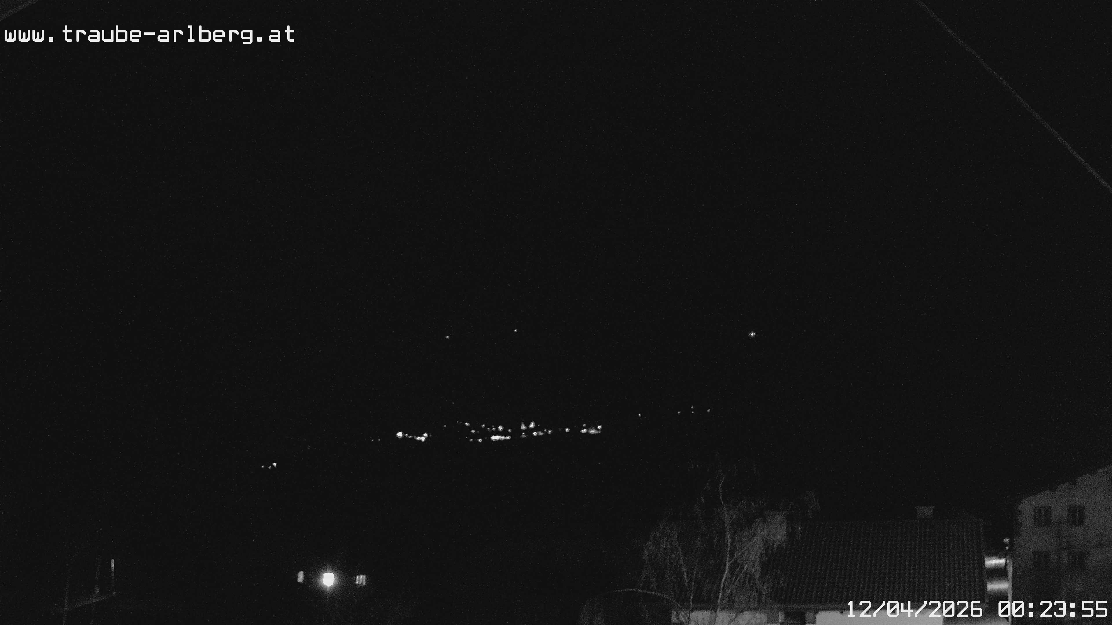 Archiv Foto Webcam Pettneu, Gasthof Traube