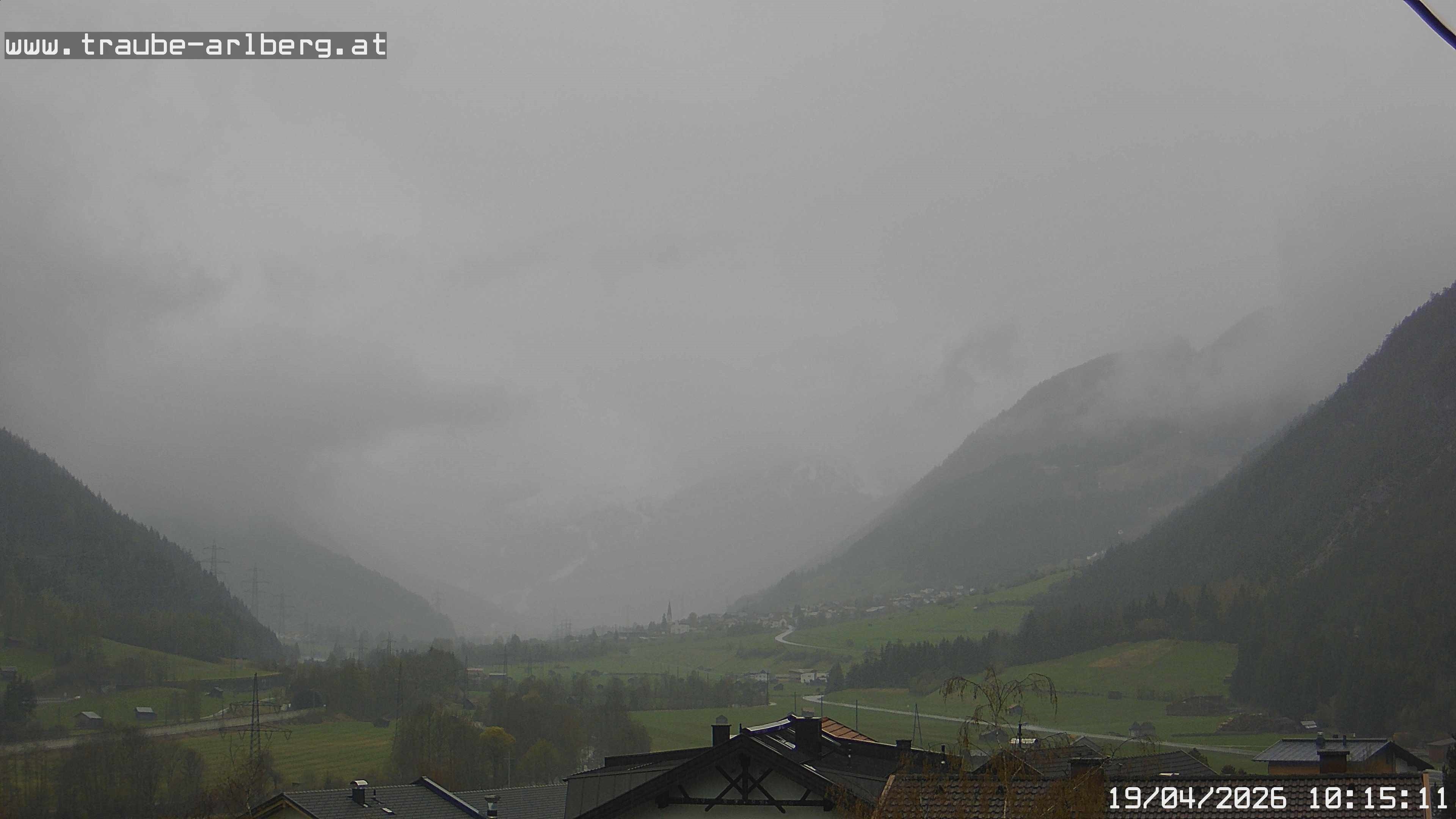 Archiv Foto Webcam Pettneu, Gasthof Traube