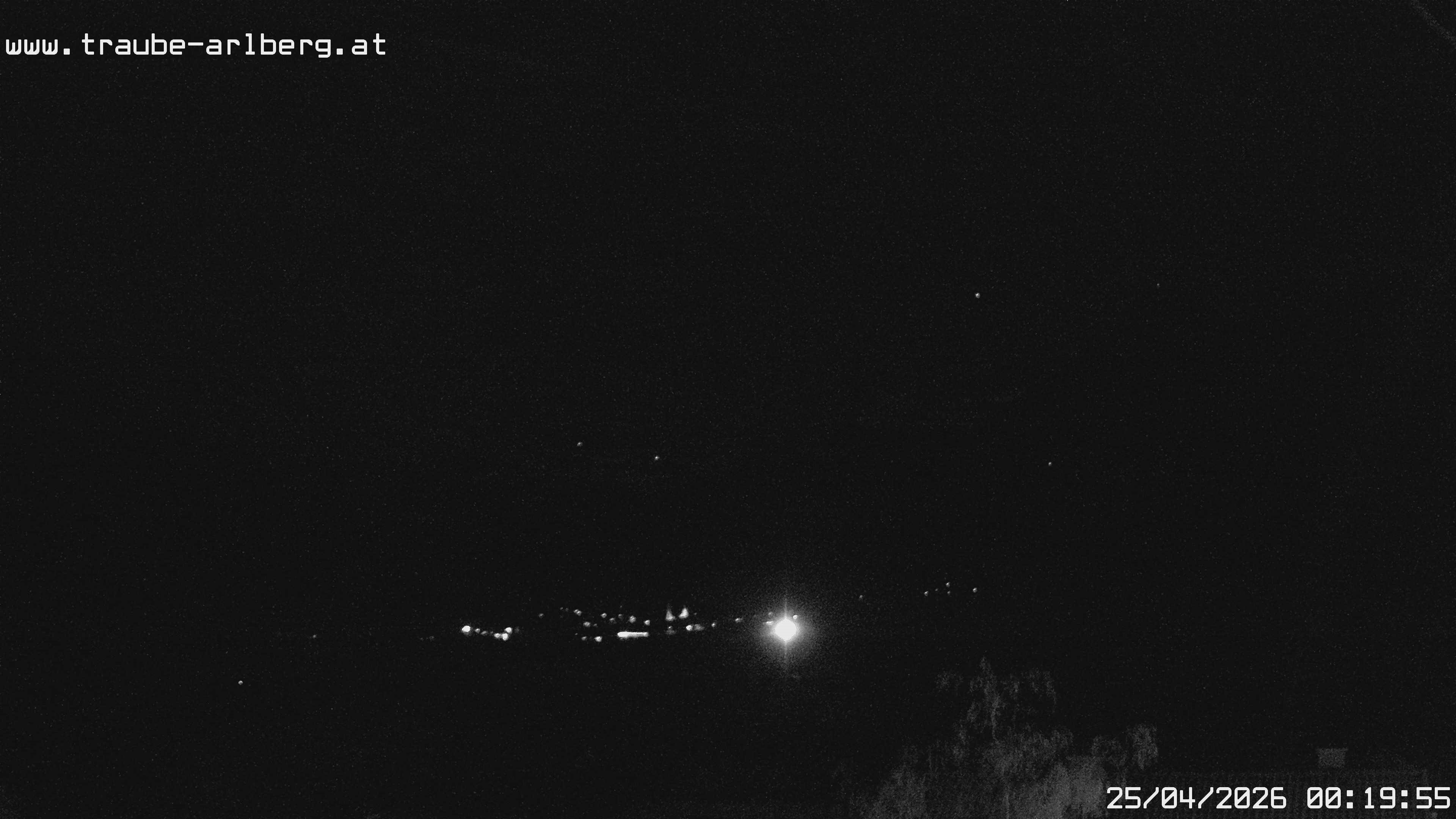 Archiv Foto Webcam Pettneu, Gasthof Traube