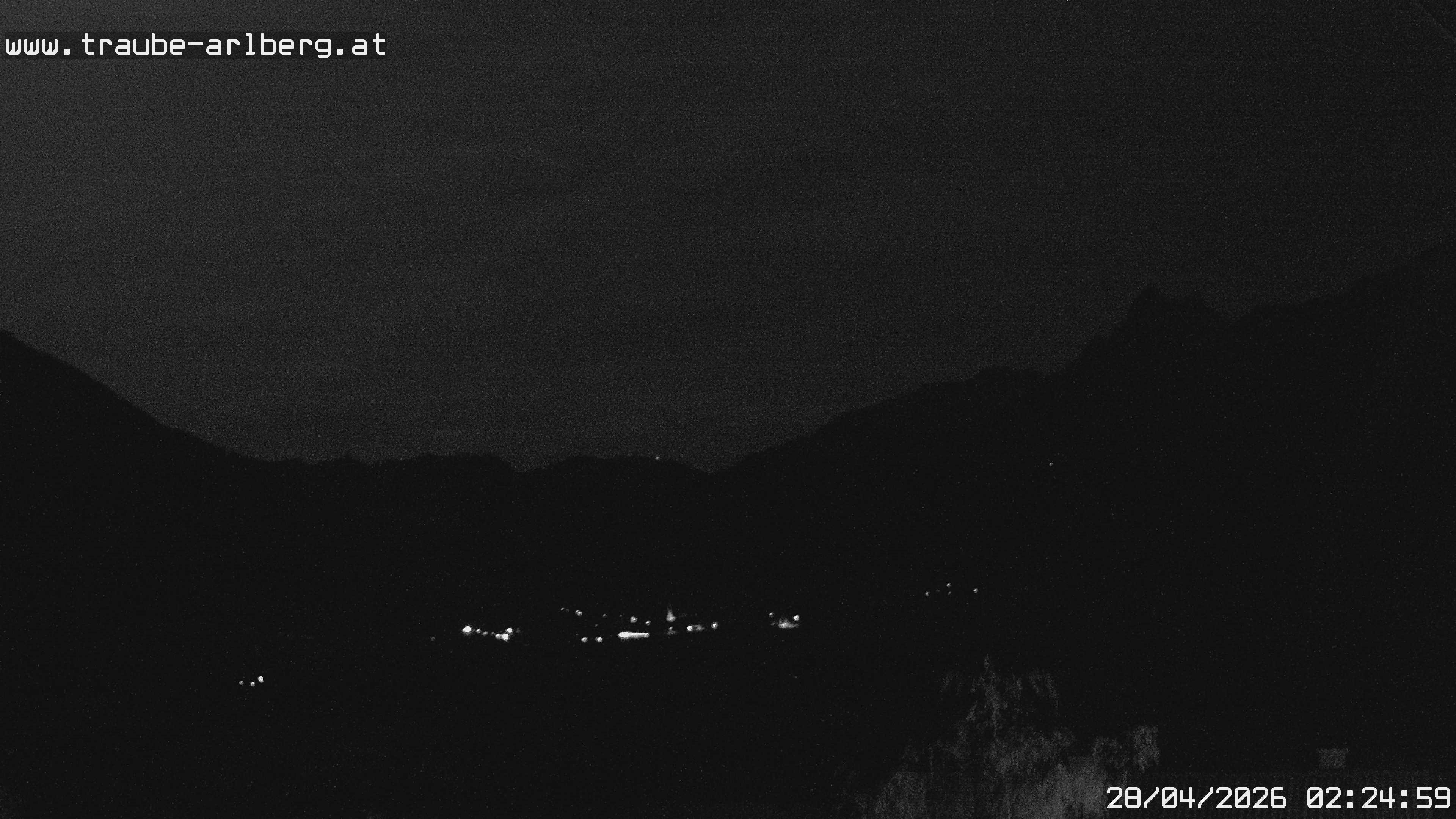 Archiv Foto Webcam Pettneu, Gasthof Traube