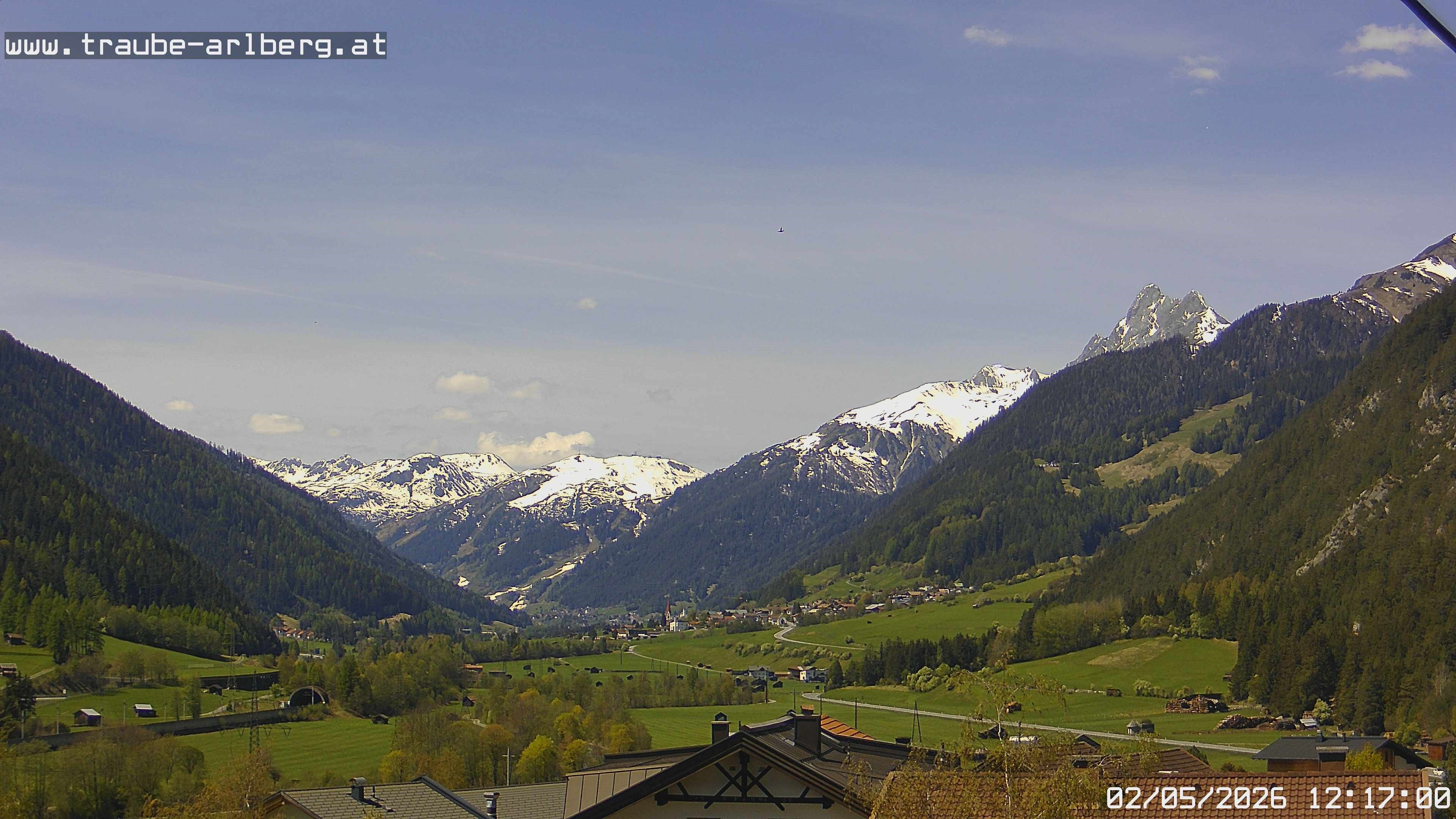 Archiv Foto Webcam Pettneu, Gasthof Traube