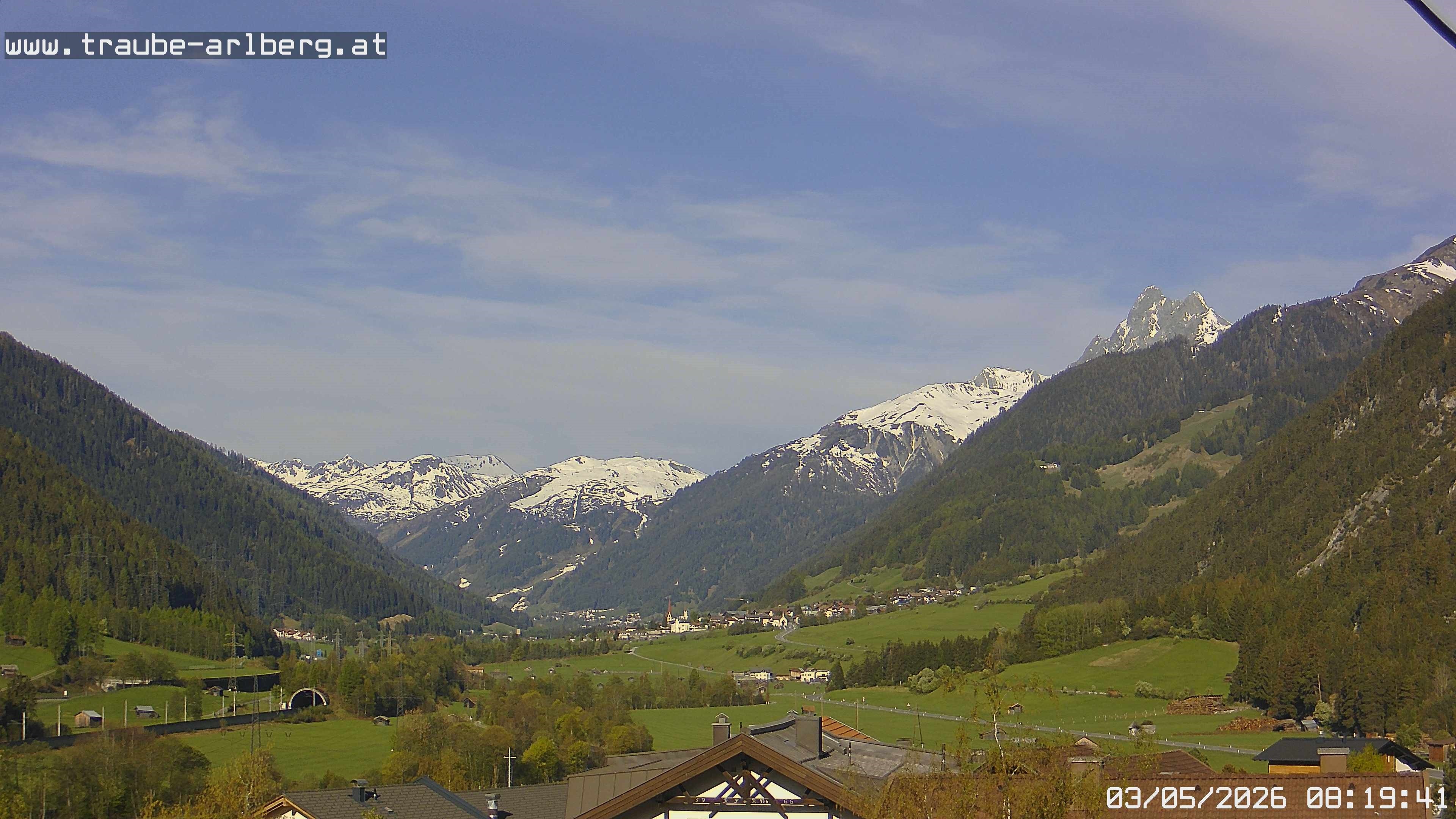 Archiv Foto Webcam Pettneu, Gasthof Traube