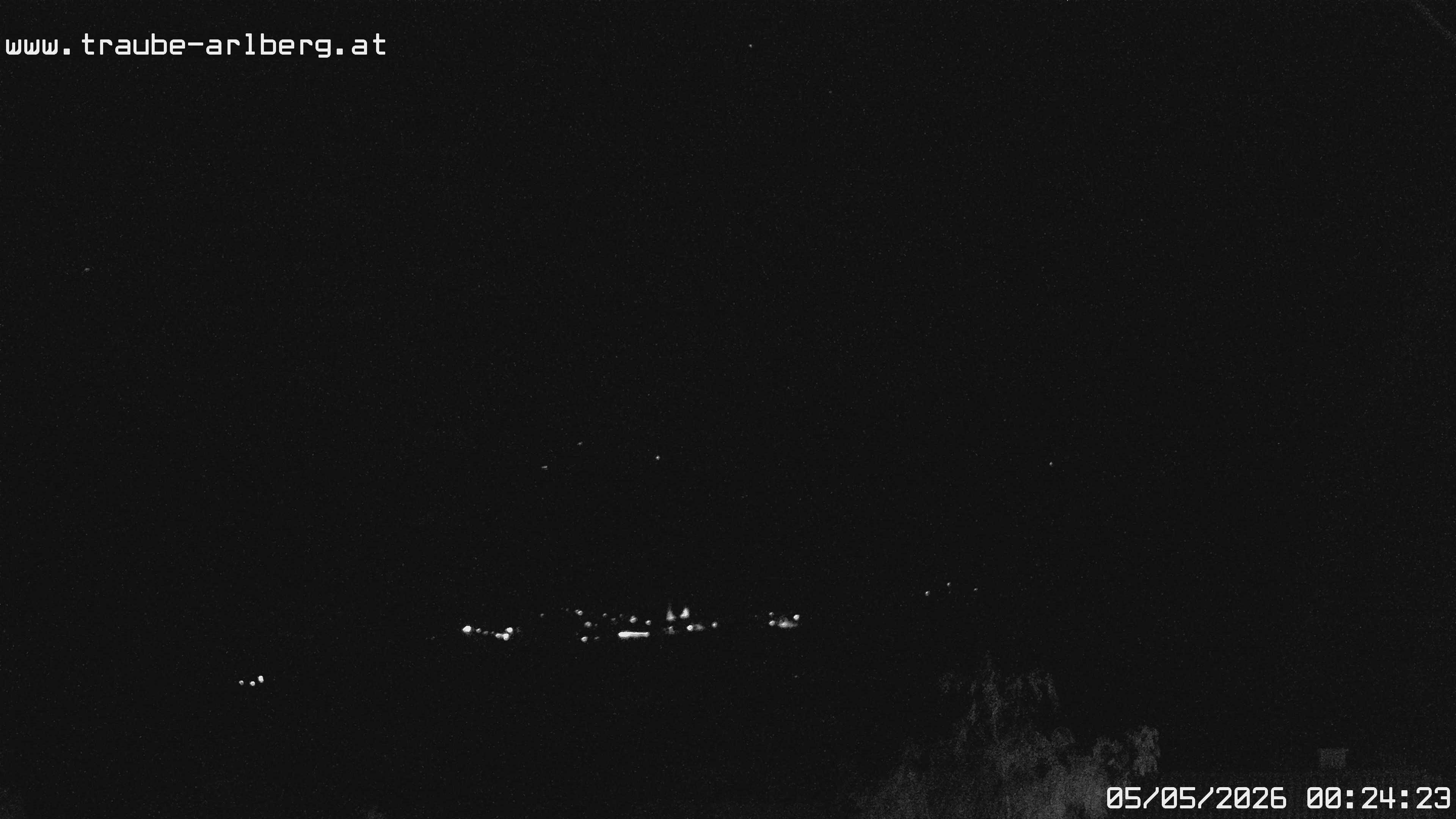 Archived image Webcam guesthouse "Traube", Pettneu