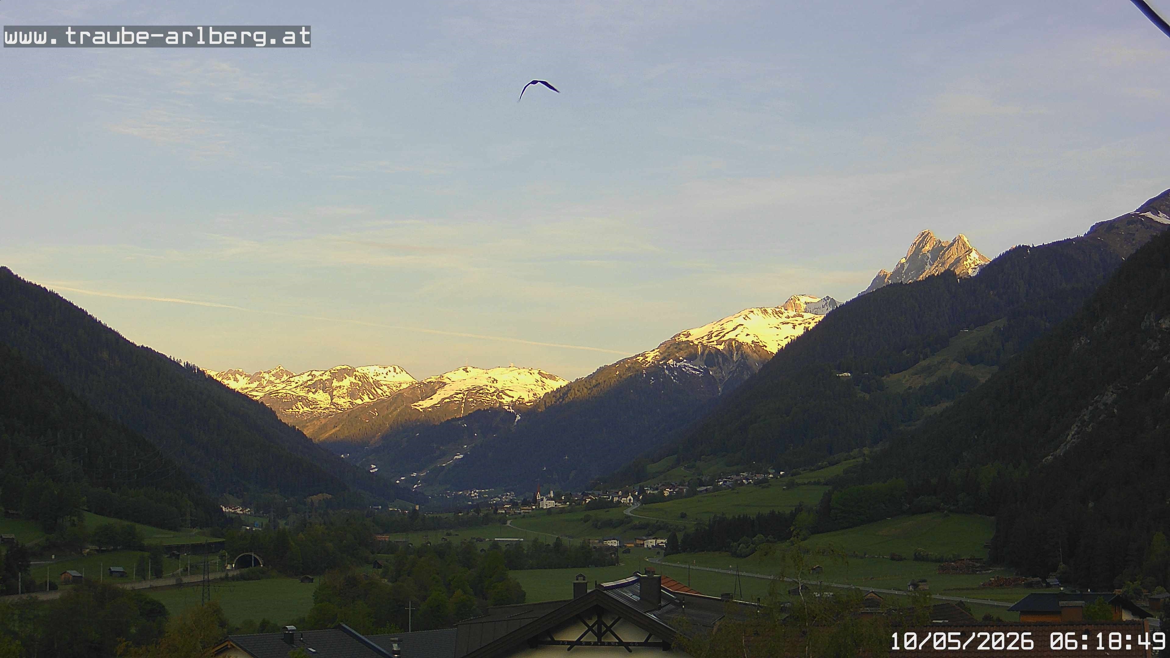 Archiv Foto Webcam Pettneu, Gasthof Traube