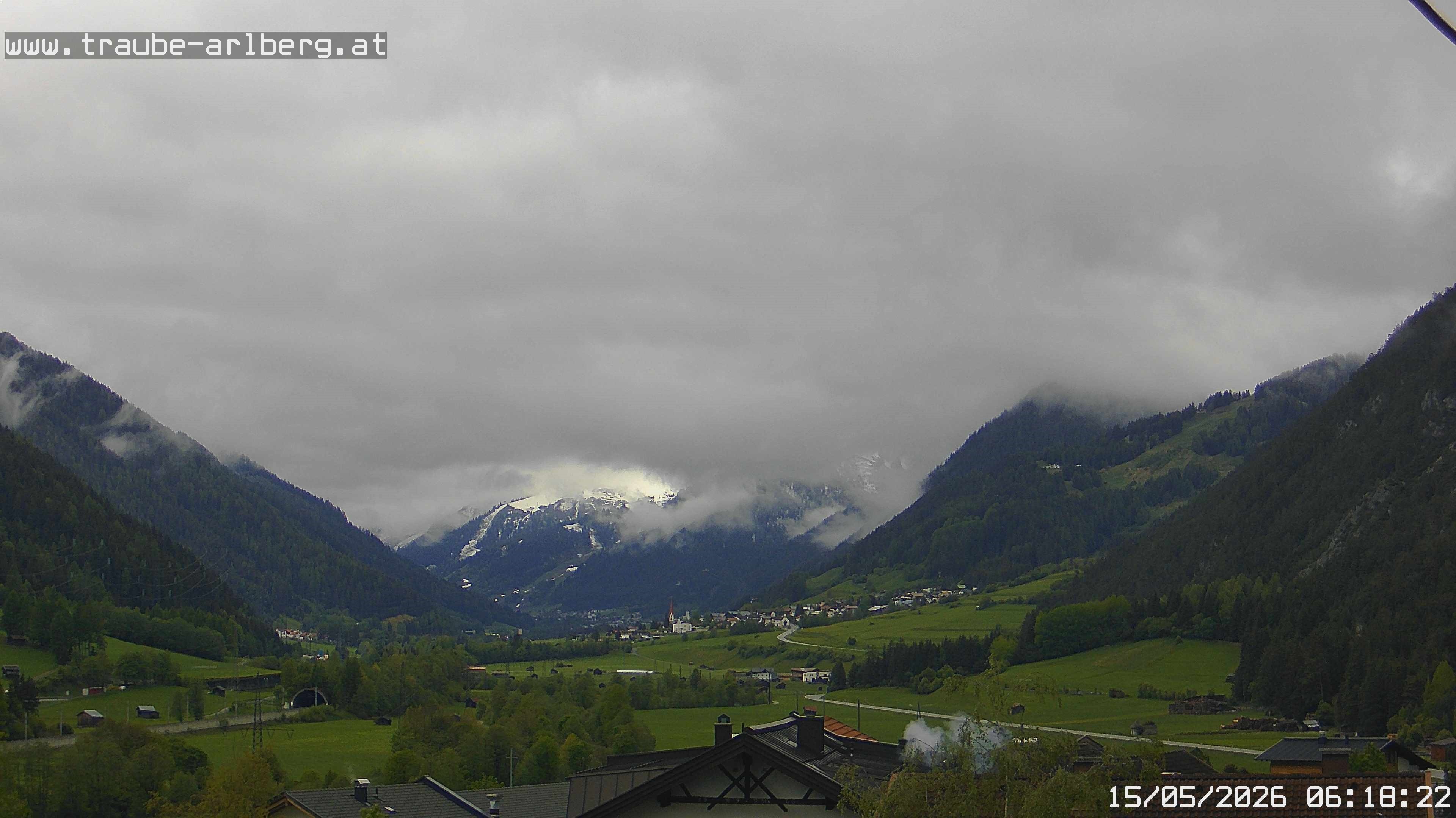 Archiv Foto Webcam Pettneu, Gasthof Traube