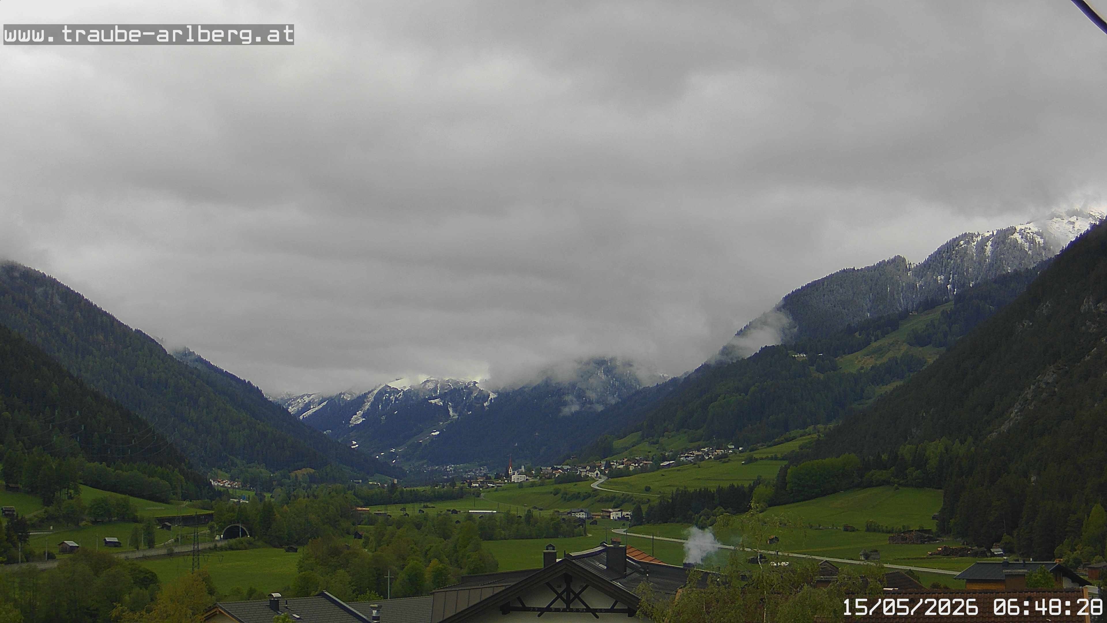 Archiv Foto Webcam Pettneu, Gasthof Traube
