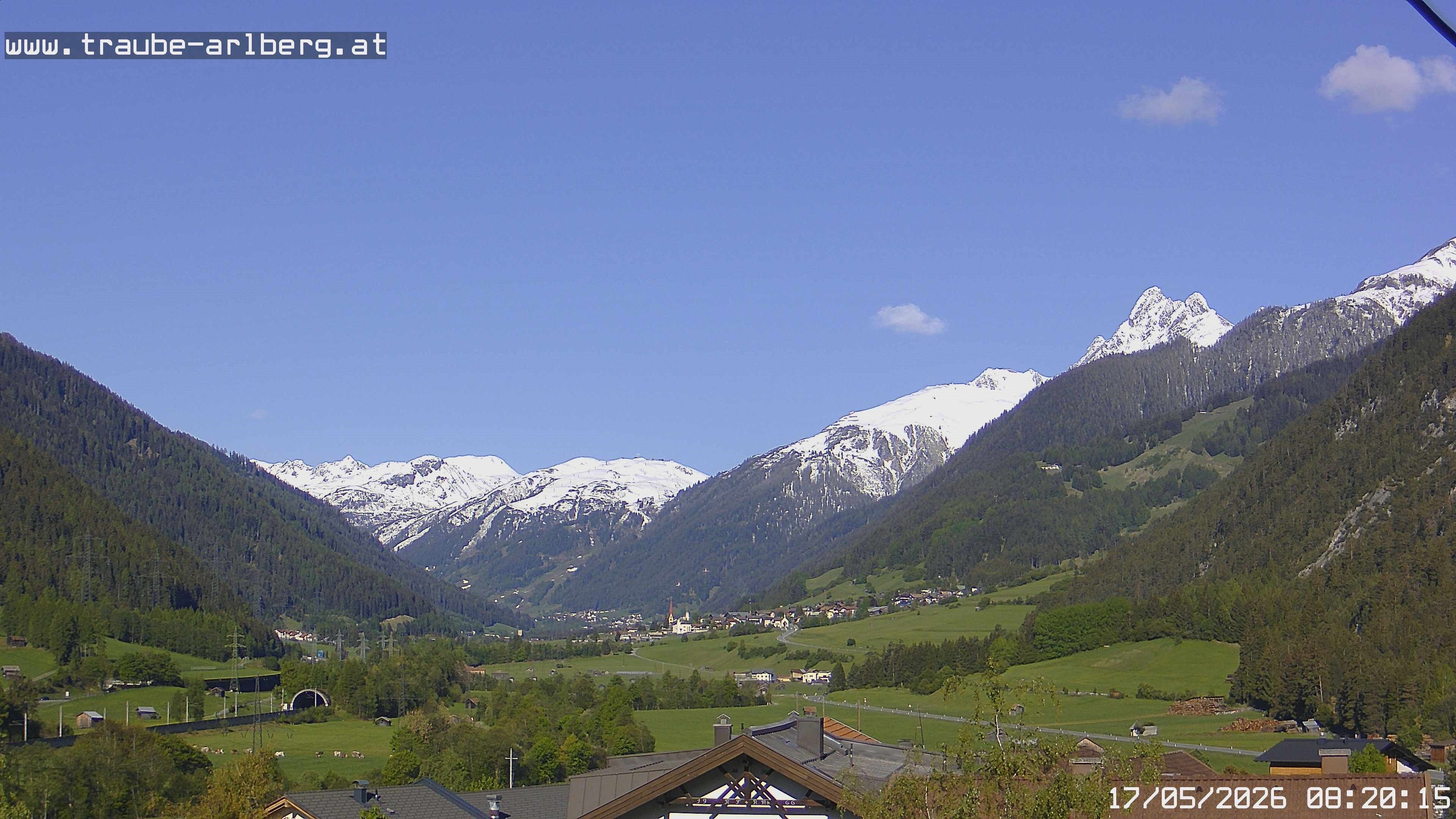 Archiv Foto Webcam Pettneu, Gasthof Traube